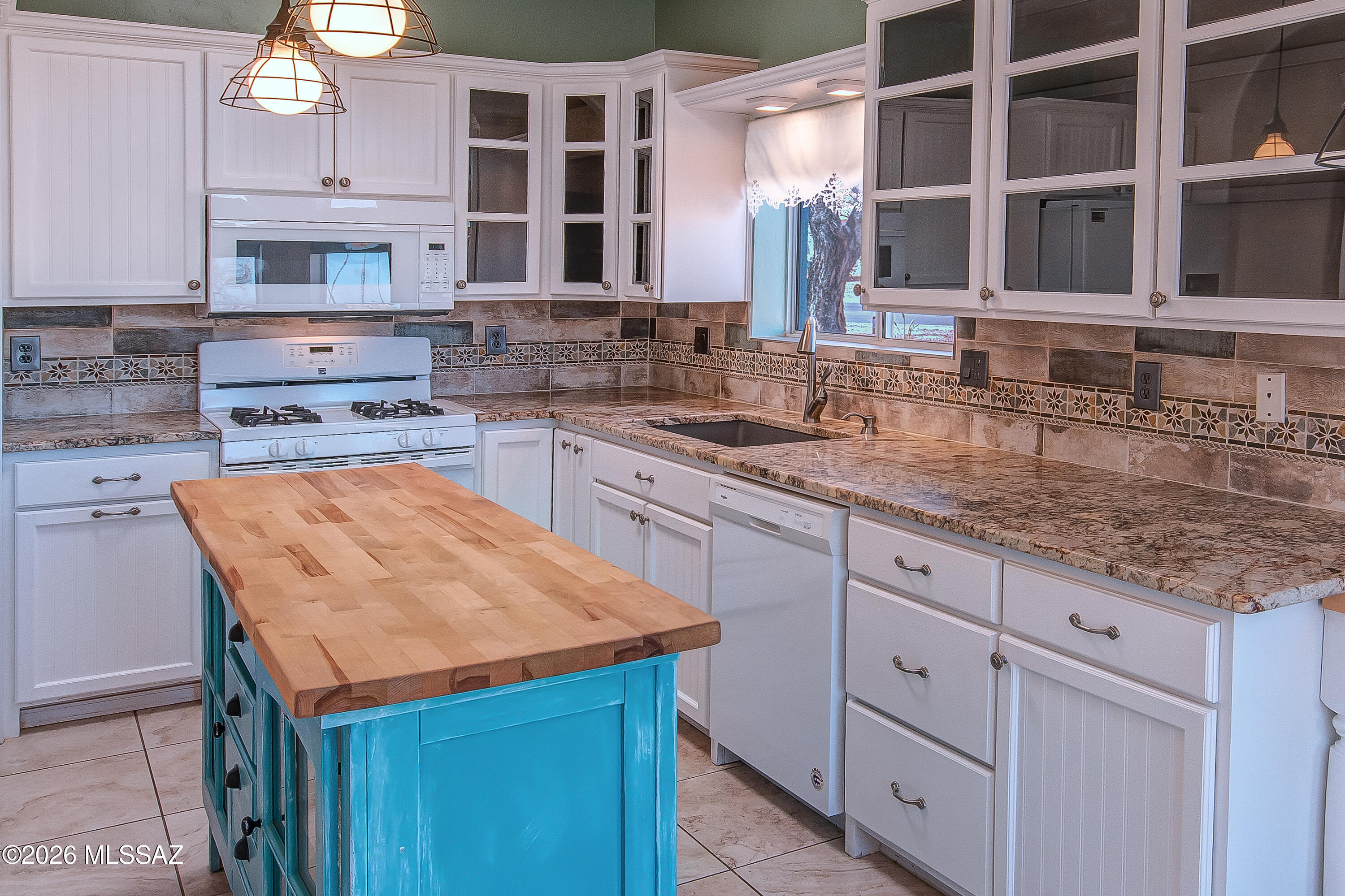 Colonia De Los Alamos - Springpointe - Residential