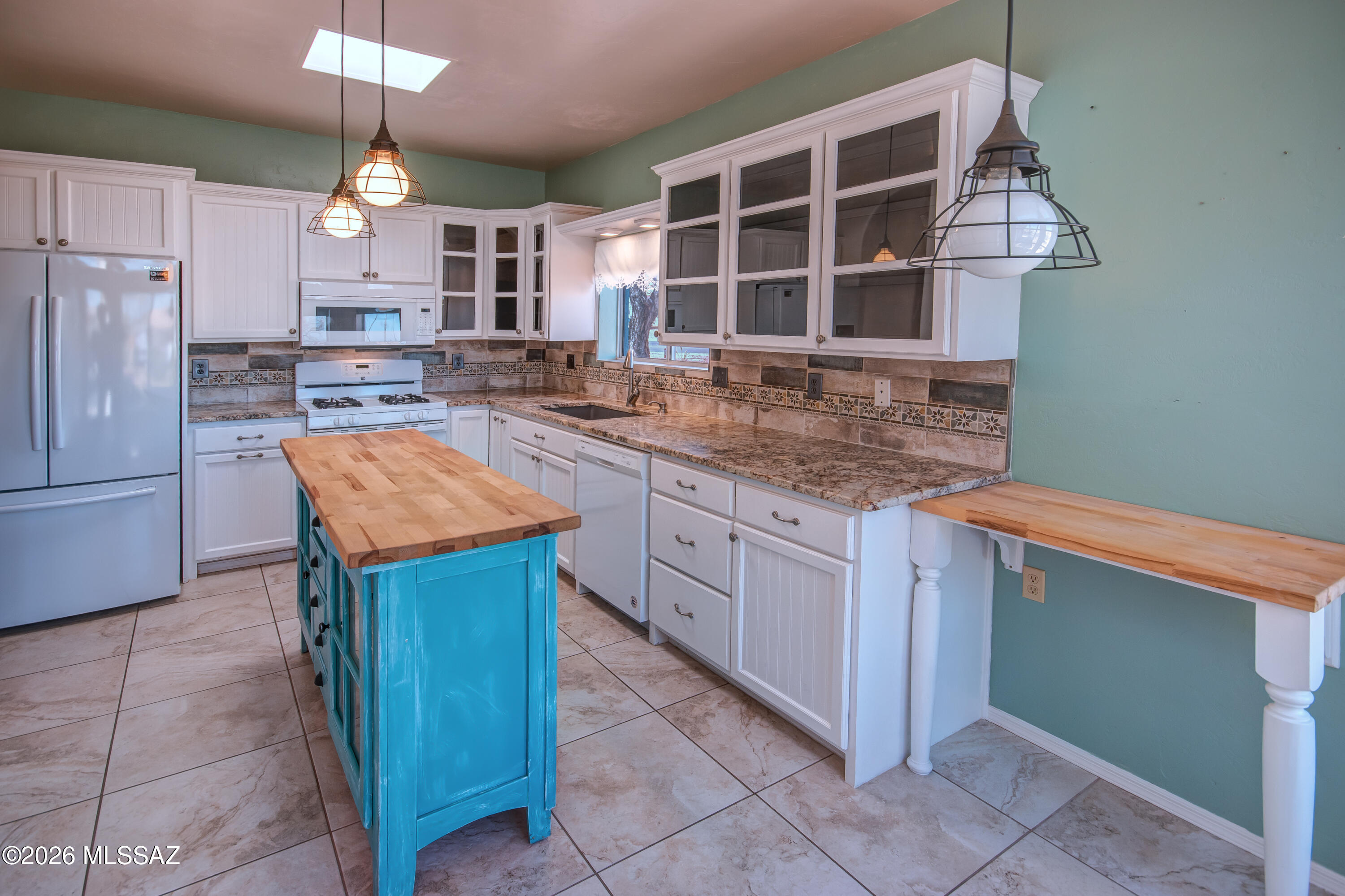 Colonia De Los Alamos - Springpointe - Residential