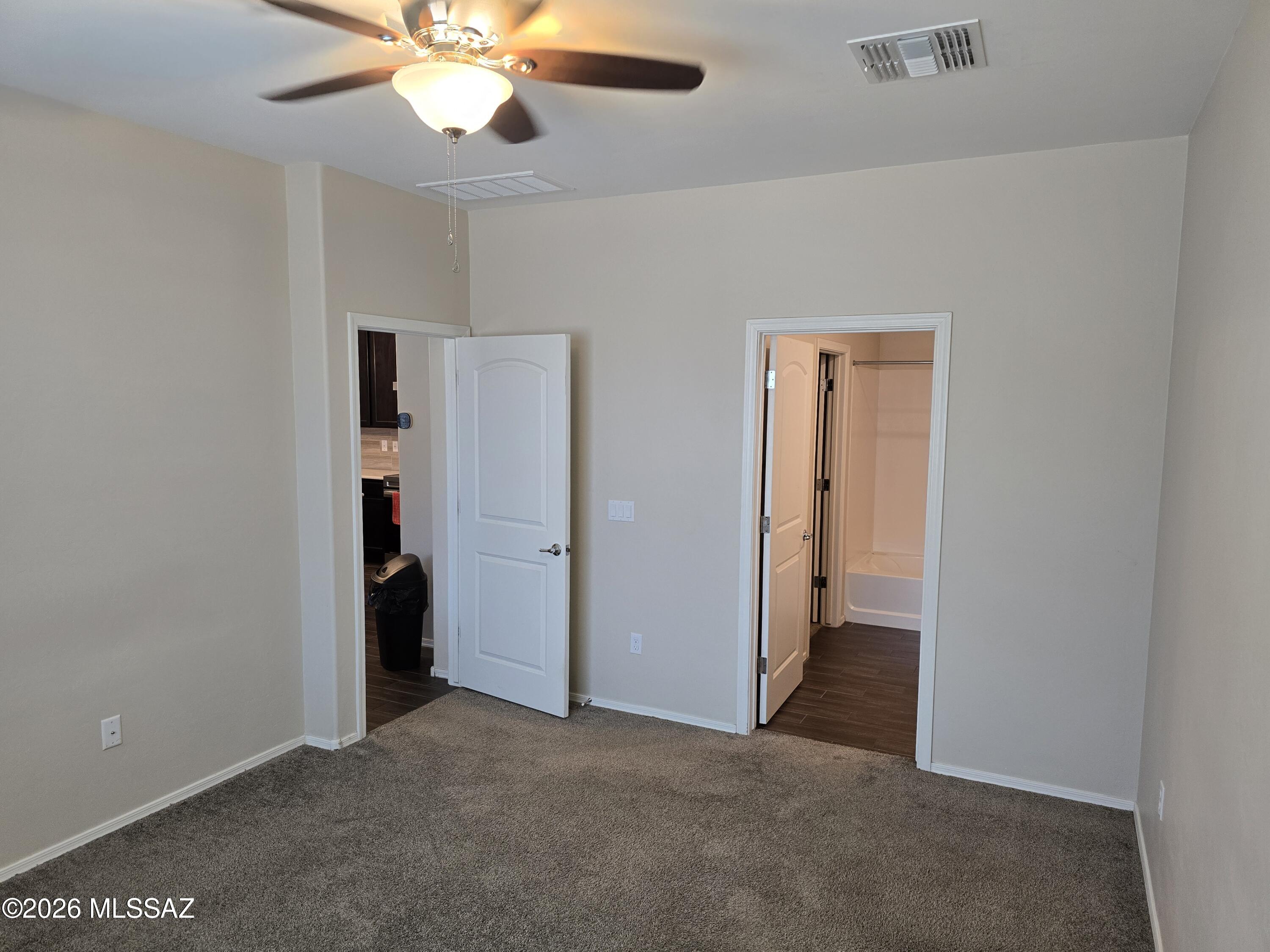 Desert Point 2 - Residential Lease