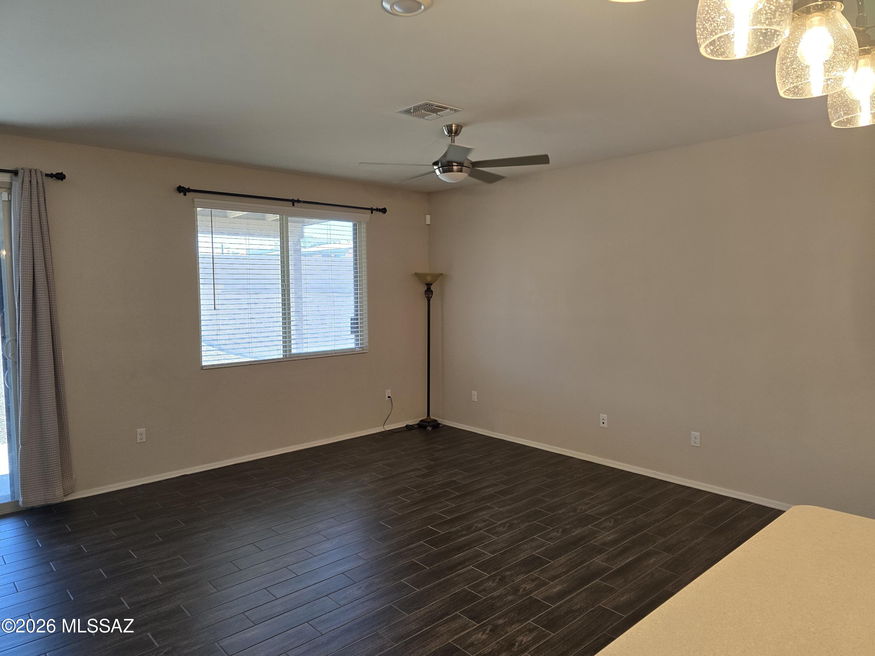 Desert Point 2 - Residential Lease