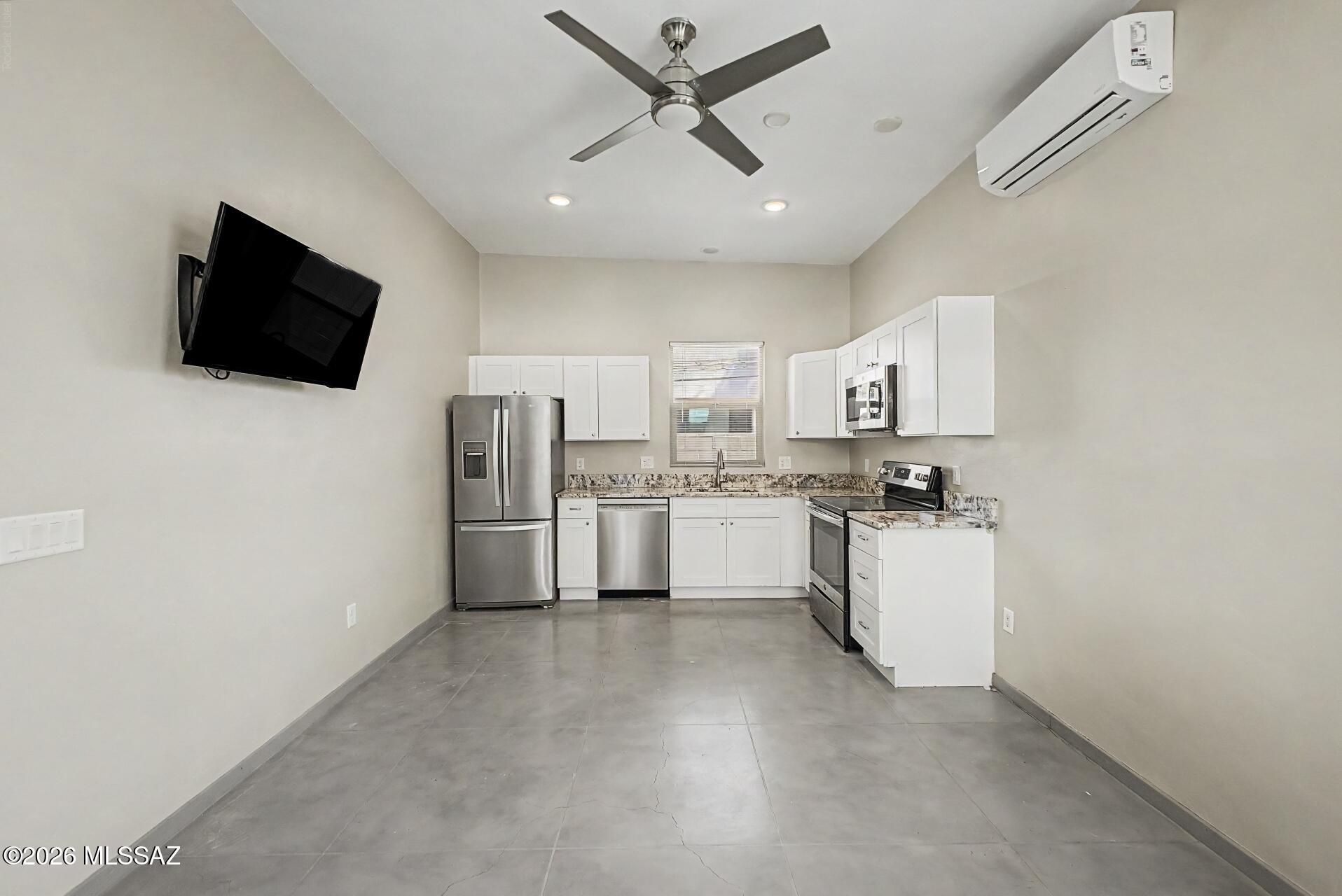 University Home Addition - Residential