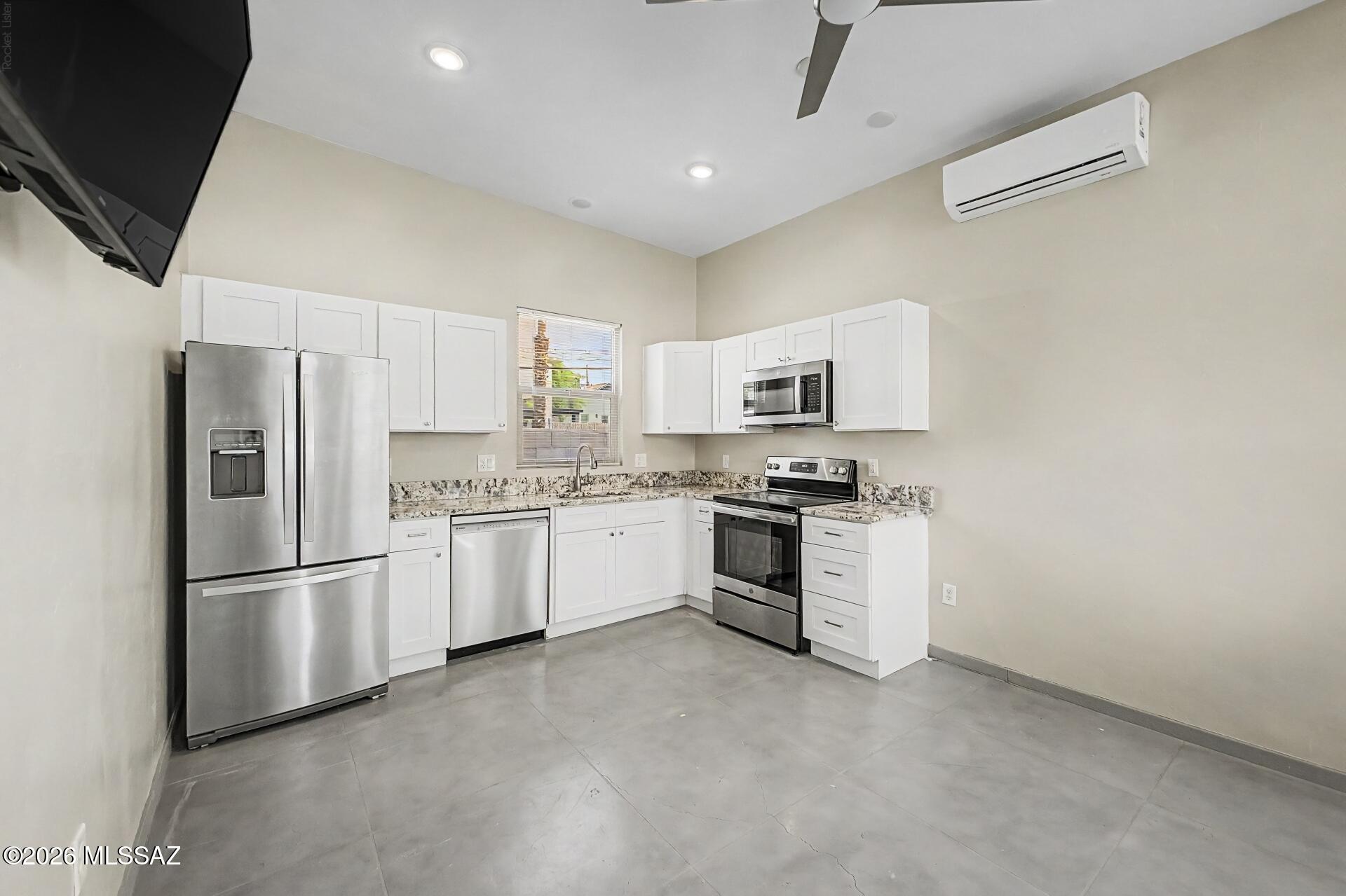 University Home Addition - Residential