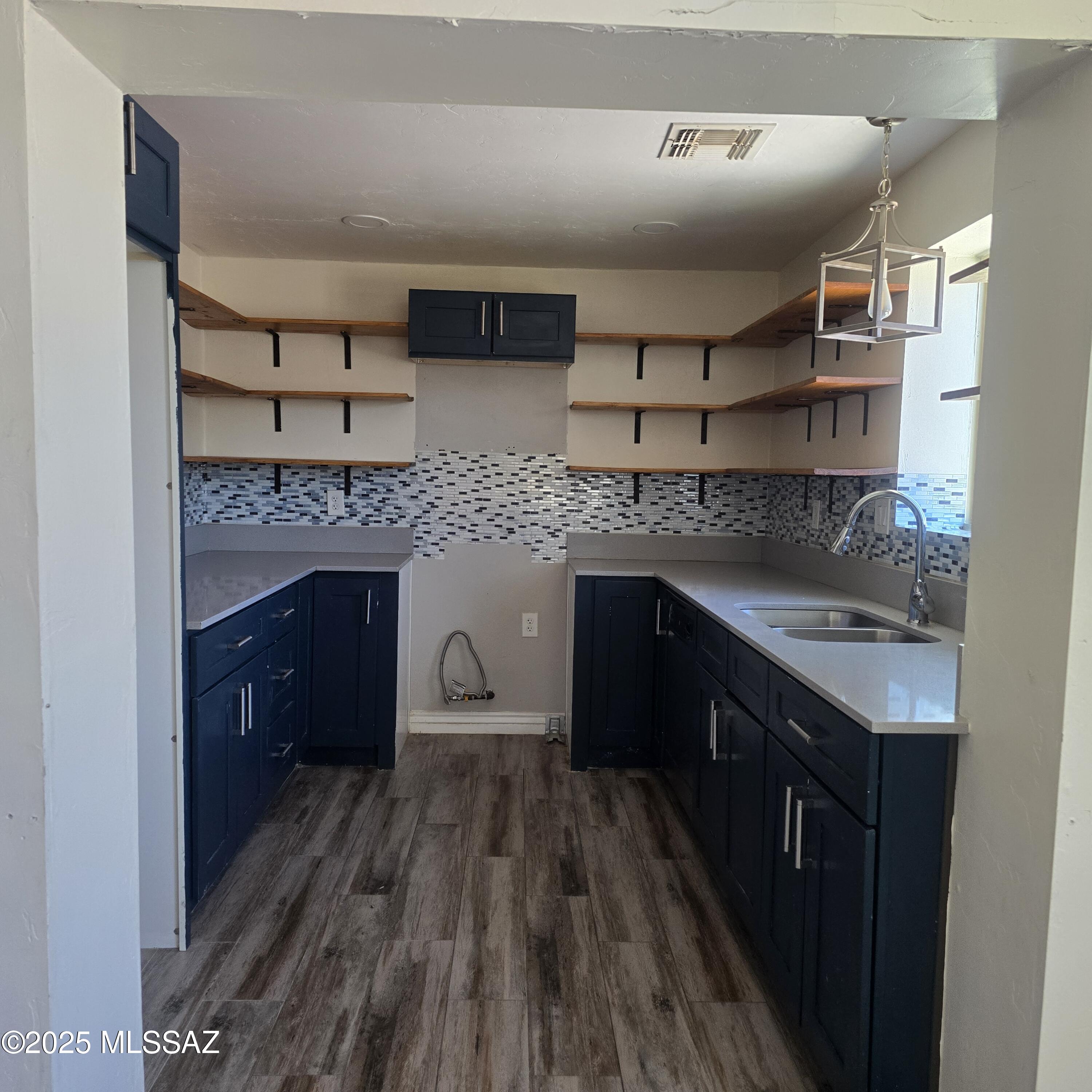 Mountain View Acre Farms - Residential