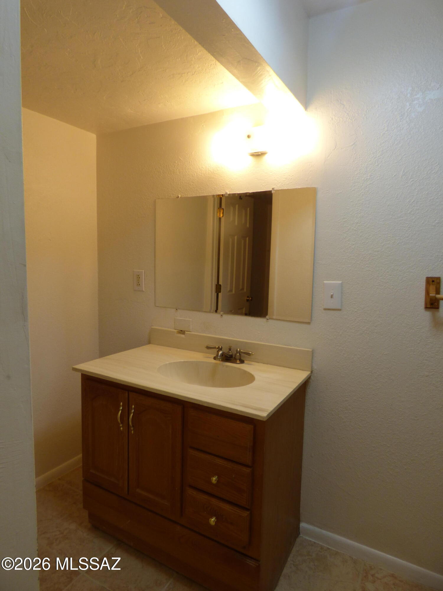 Homes At Irwin Pl (1-12) - Residential Lease