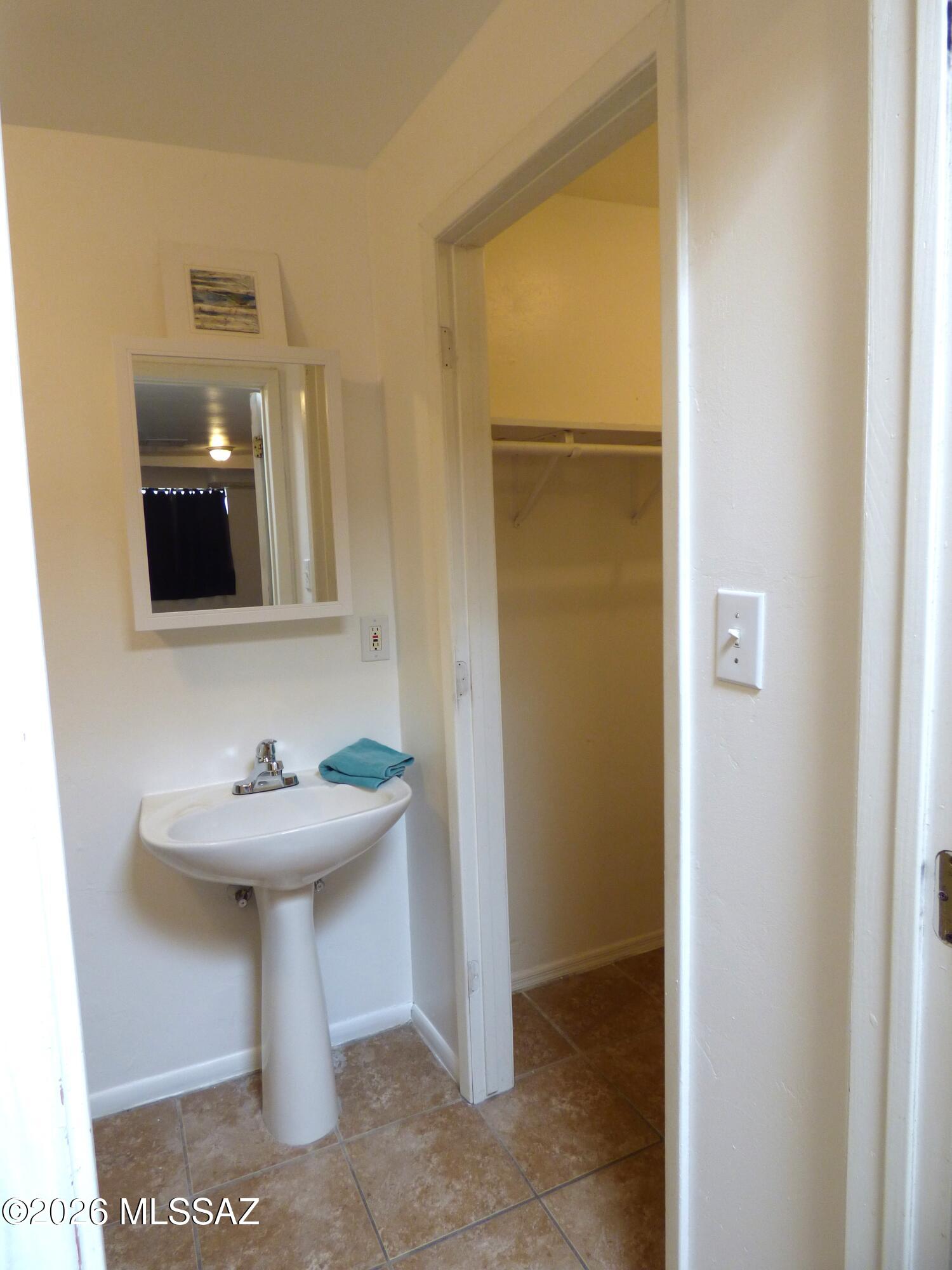 Homes At Irwin Pl (1-12) - Residential Lease