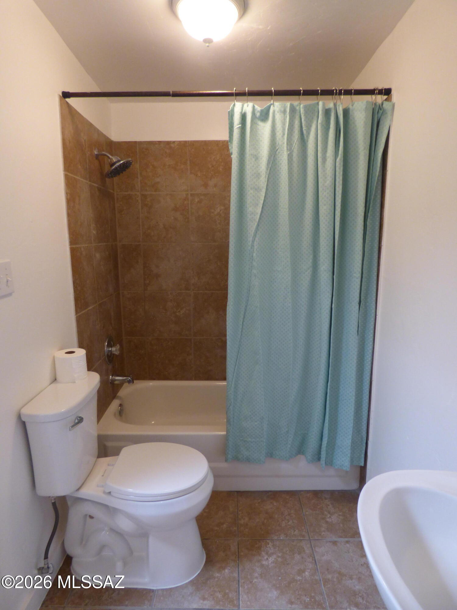 Homes At Irwin Pl (1-12) - Residential Lease