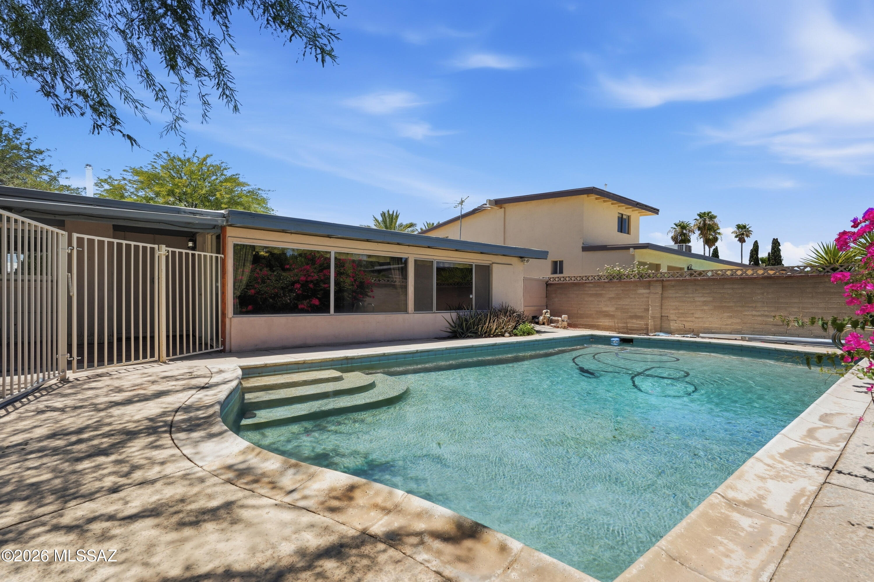 San Fernando Village - Residential