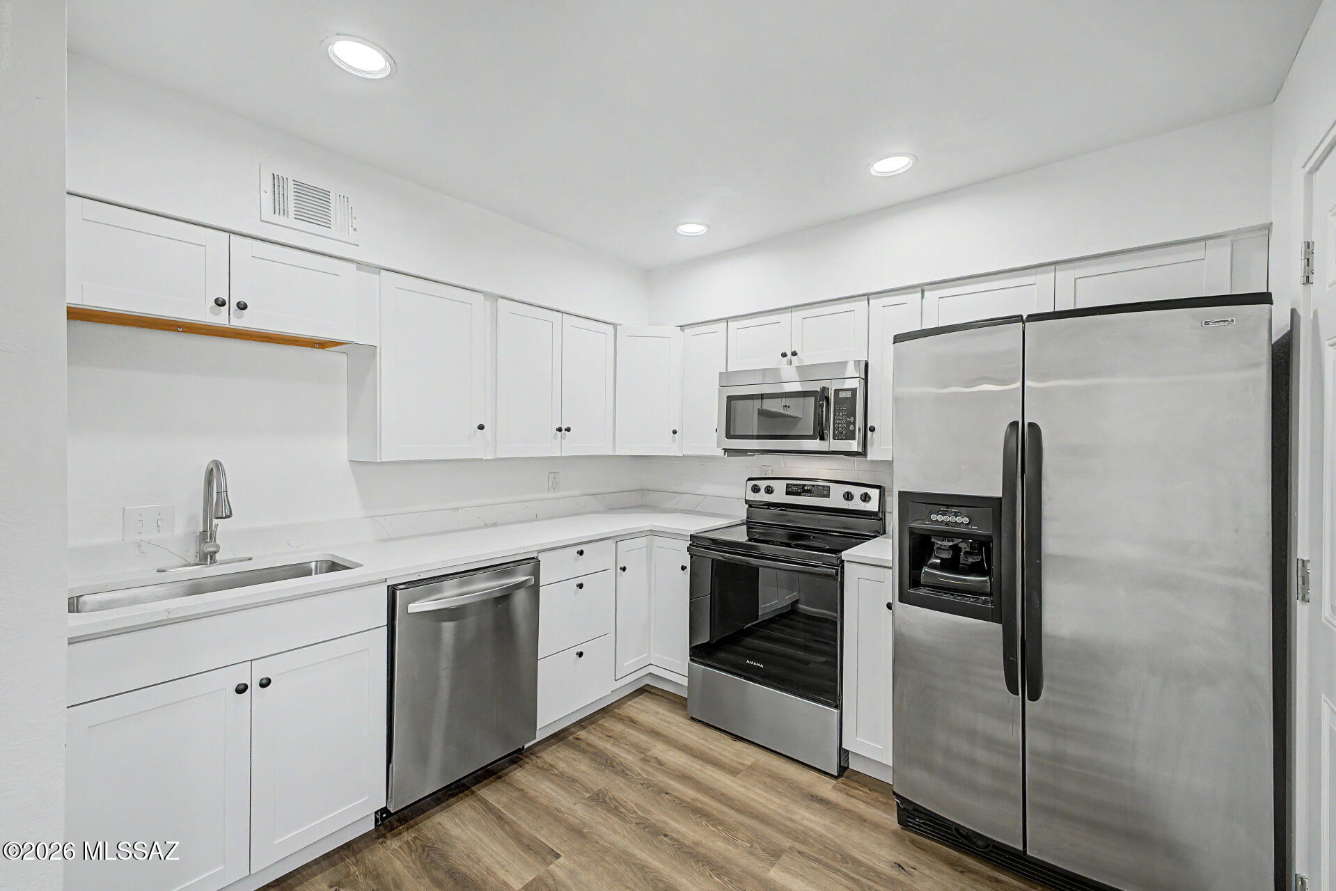 North Gate Town Houses (1) - Residential