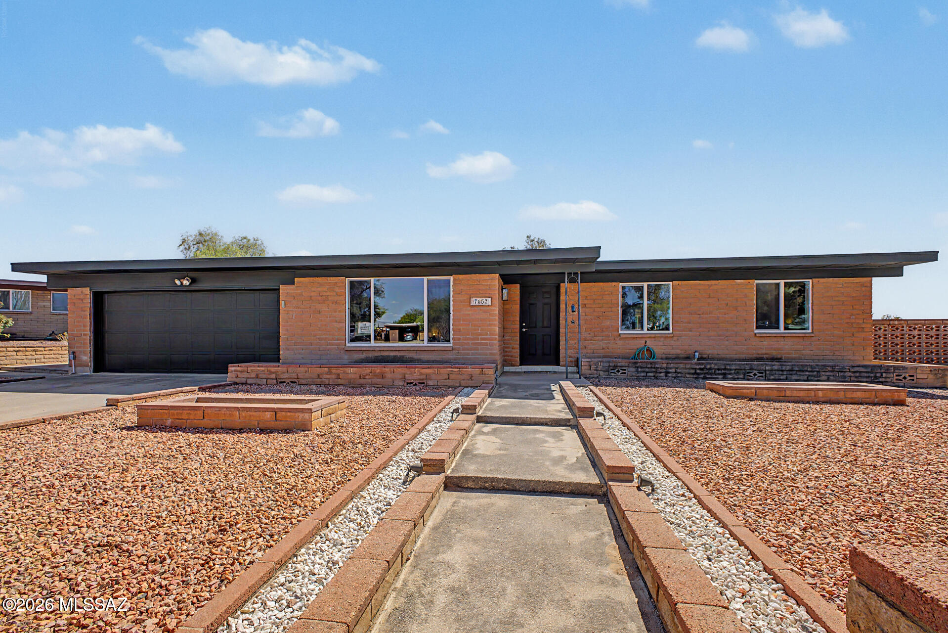 Essex Gardens East (1-44) - Residential
