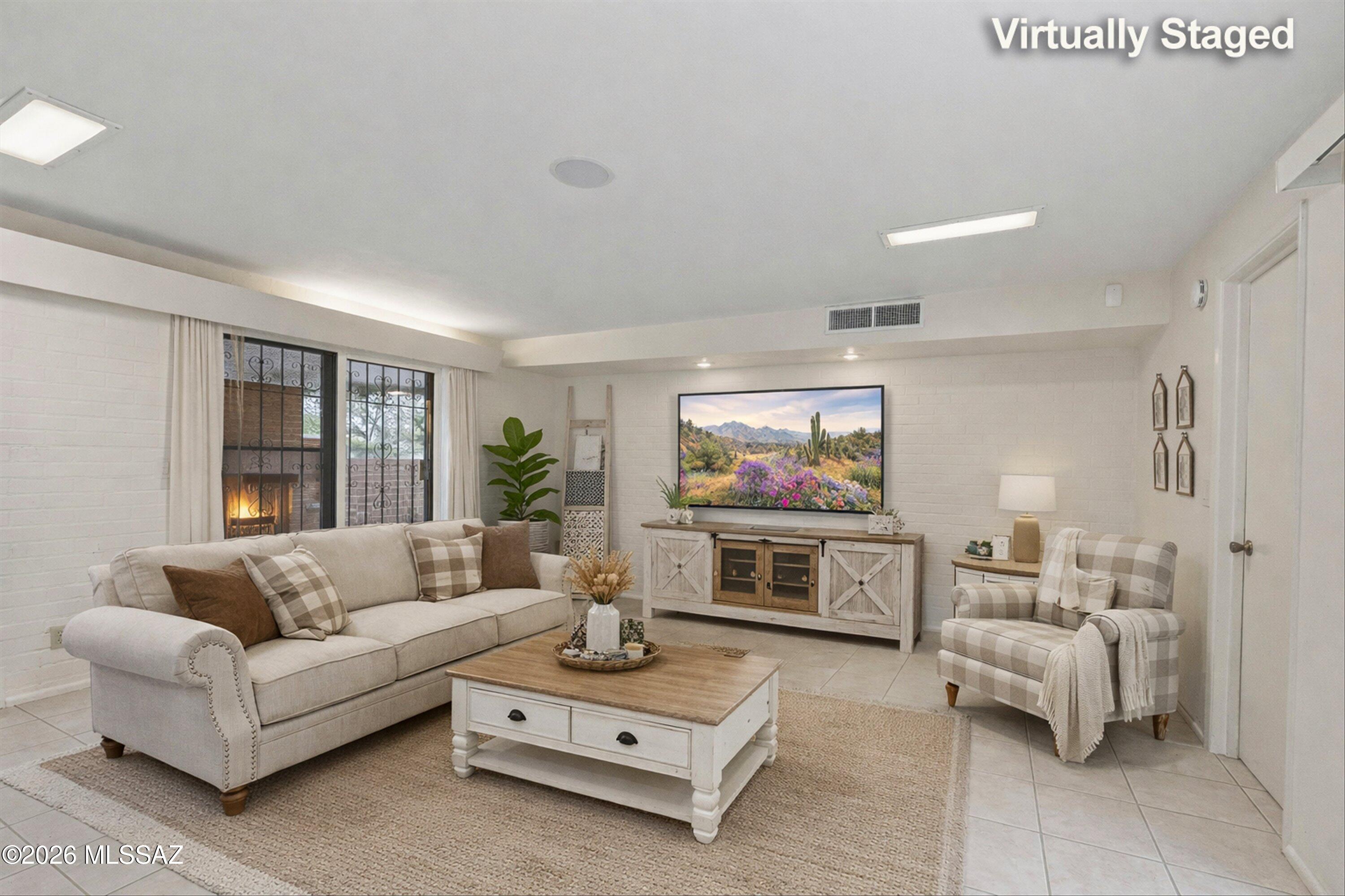 Catalina Poultry Acres NO 4 - Residential