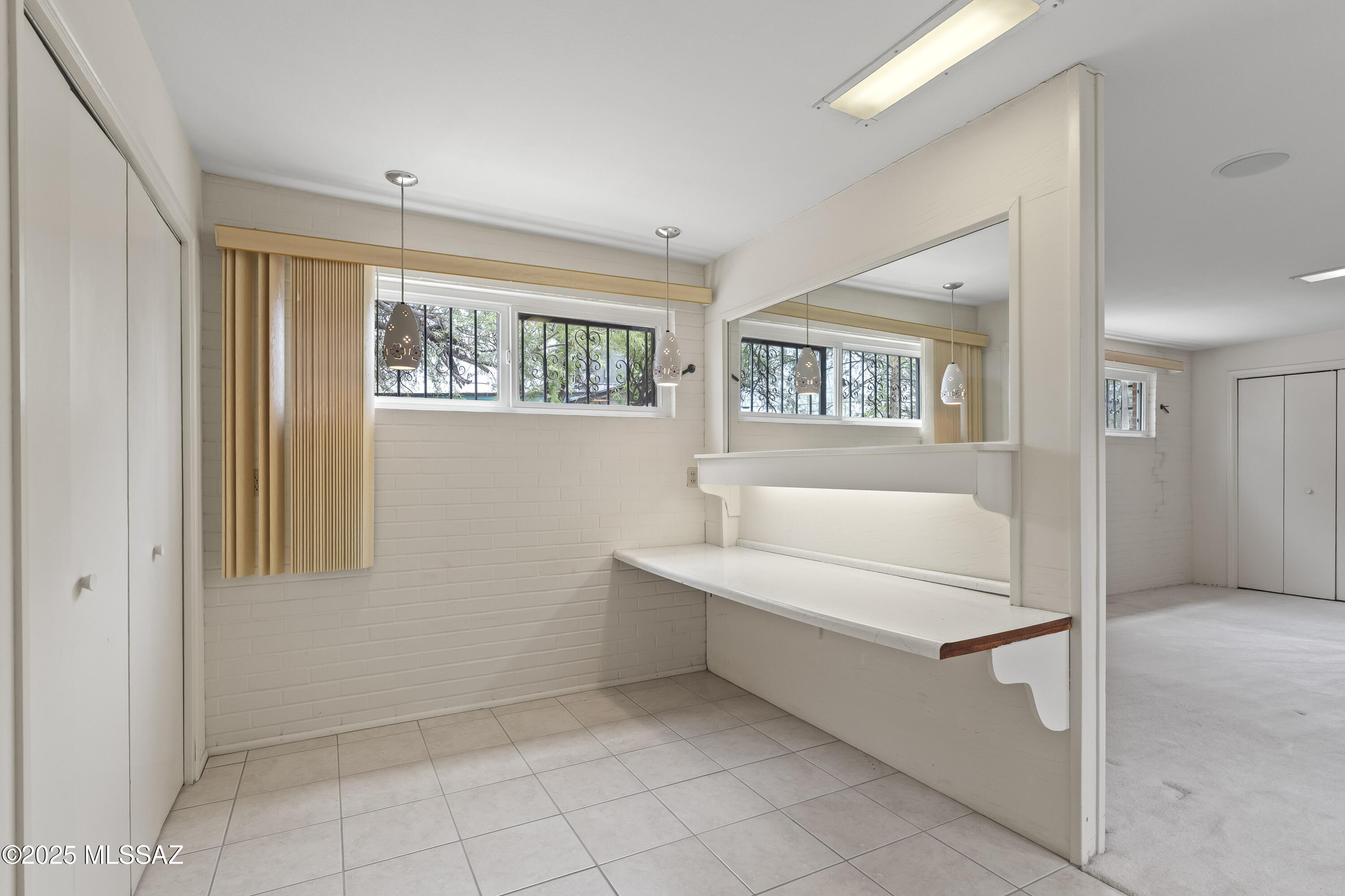 Catalina Poultry Acres NO 4 - Residential