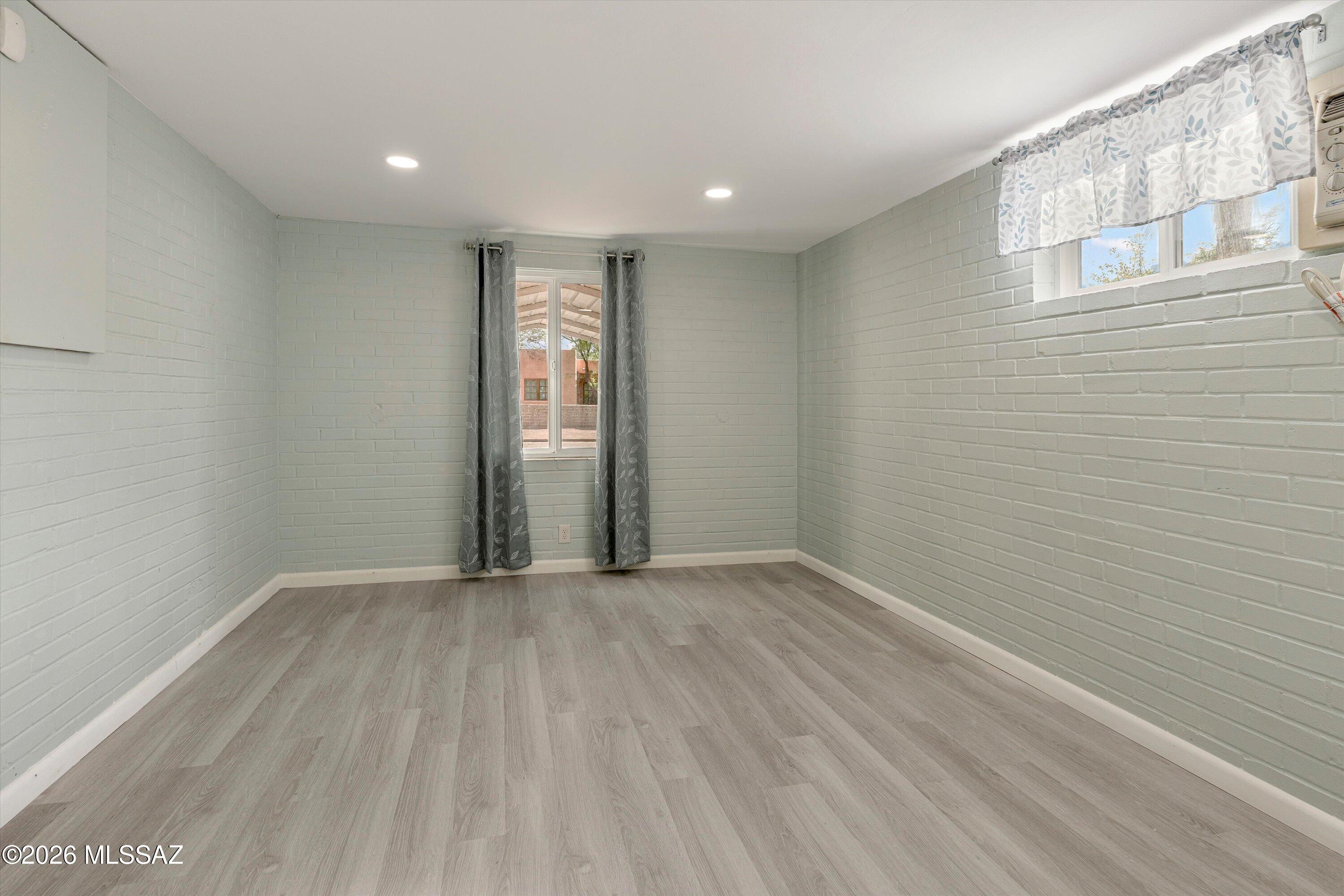 Catalina Poultry Acres NO 4 - Residential