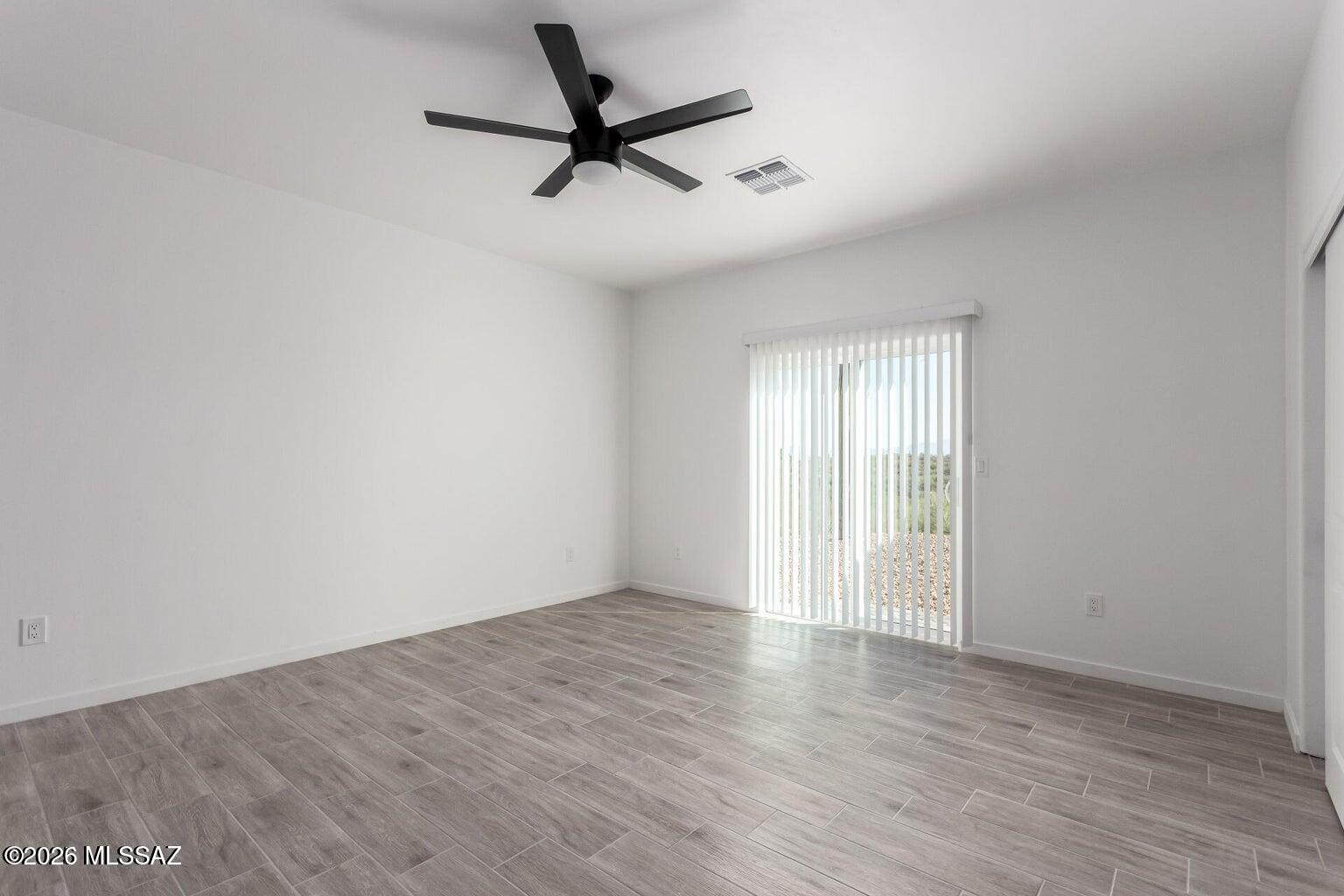 New Tucson Unit NO. 4 (1-203) - Residential