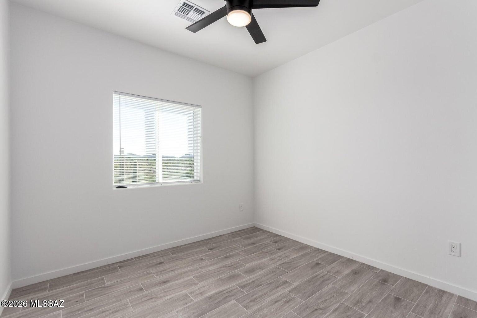 New Tucson Unit NO. 4 (1-203) - Residential
