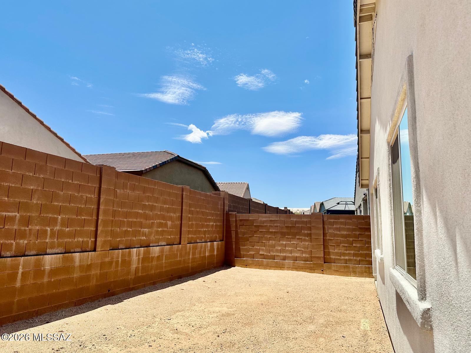 Entrada Del Pueblo - Residential