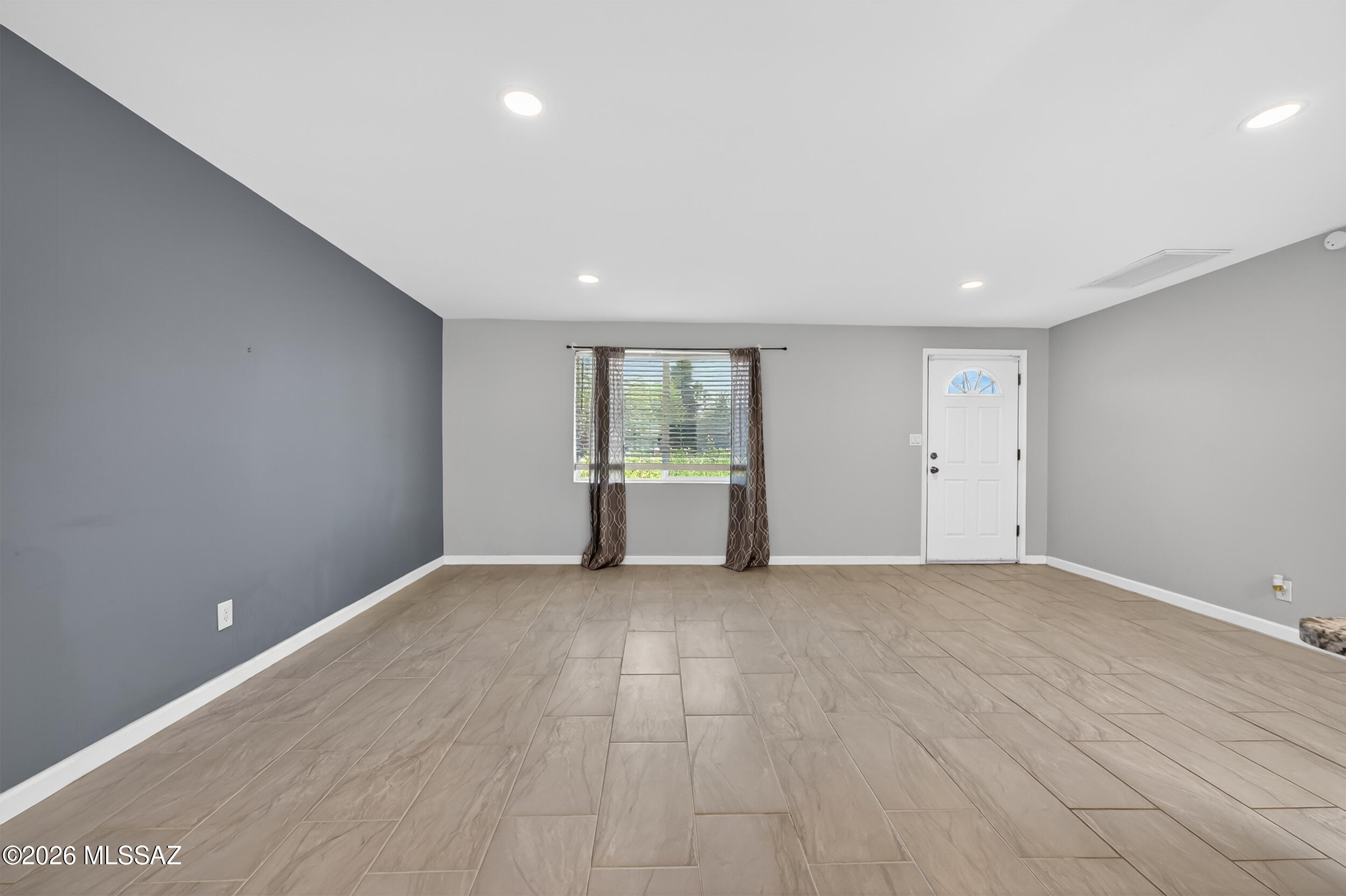 Tierra Del Sol (1-2) - Residential