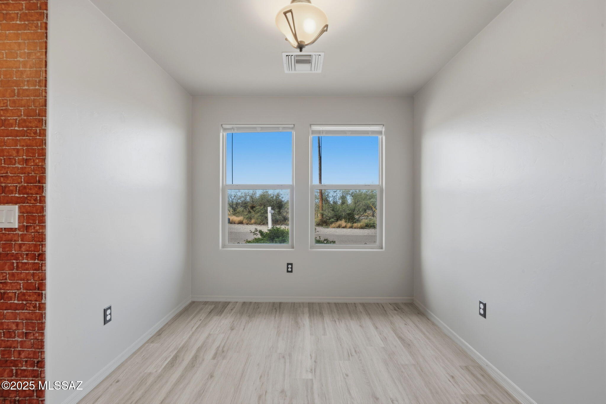 New Tucson Unit NO. 21 (1-62) - Residential