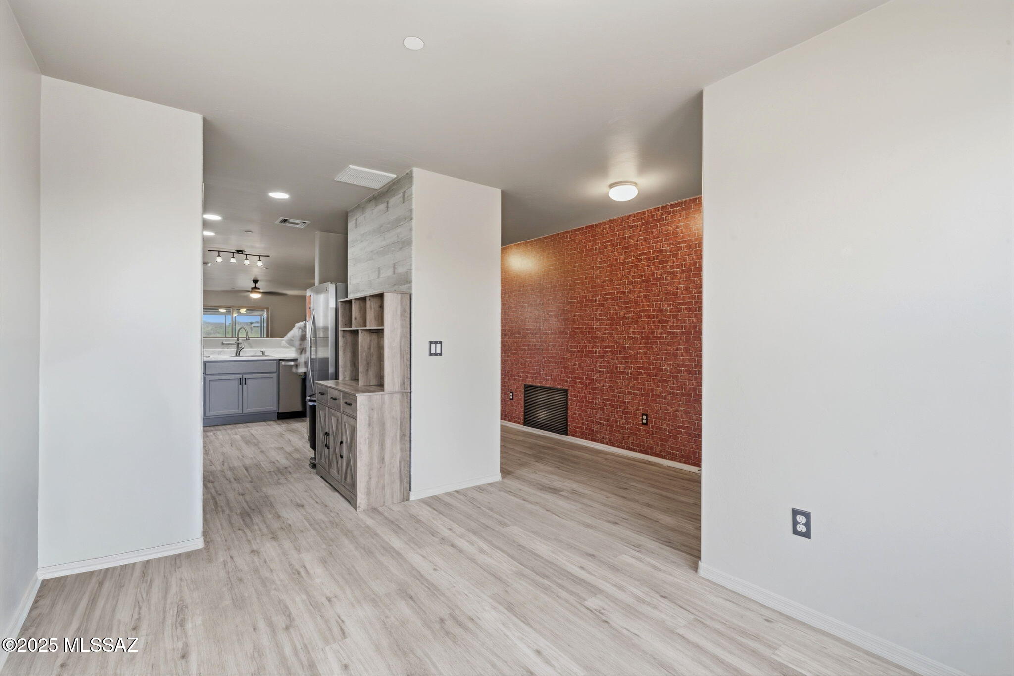 New Tucson Unit NO. 21 (1-62) - Residential