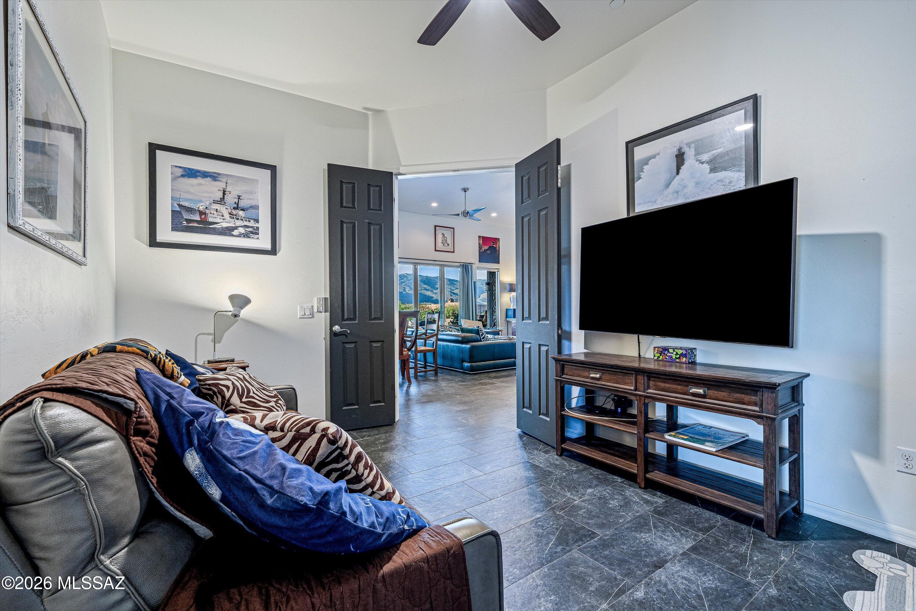 Coyote Creek (1-395) - Residential