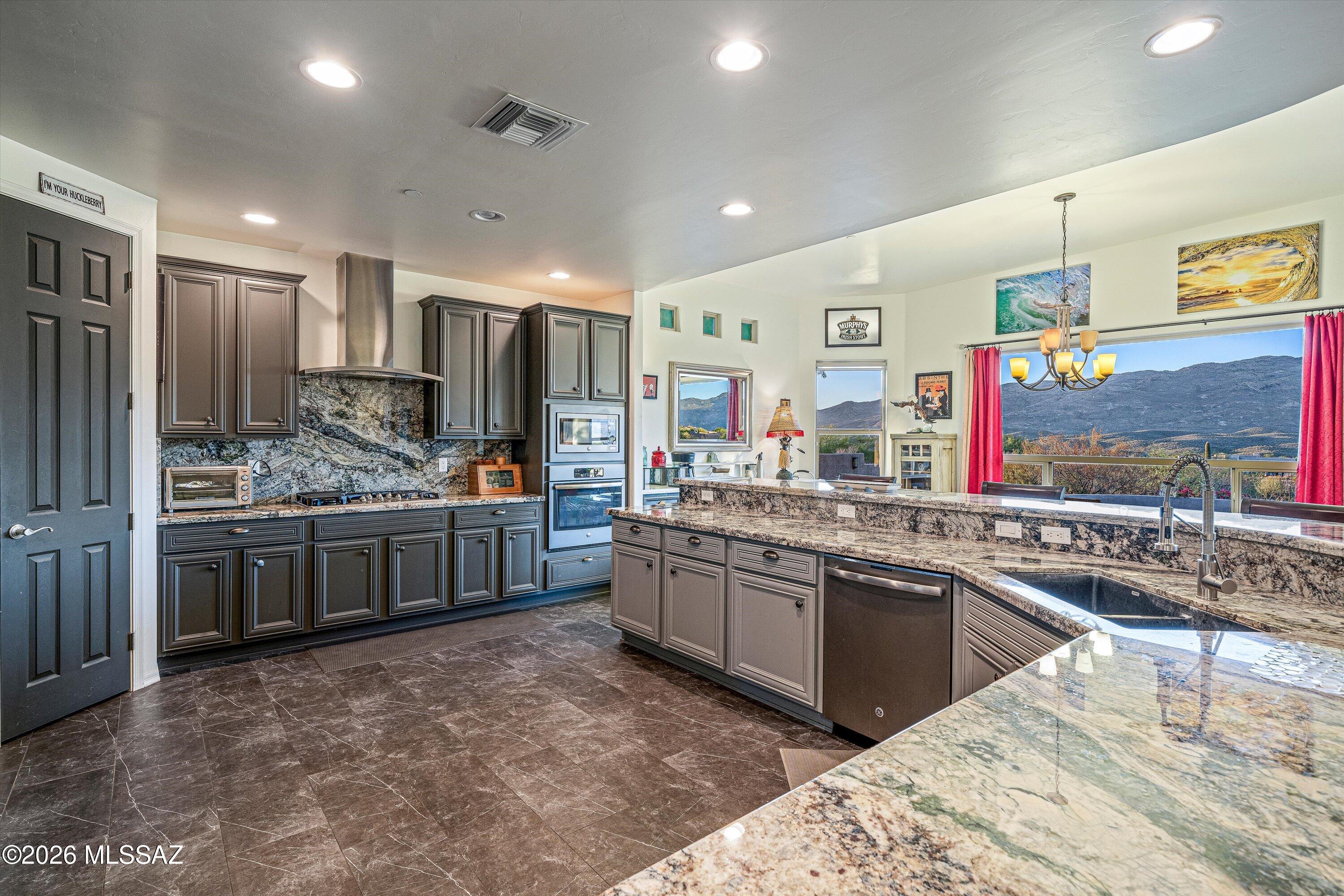 Coyote Creek (1-395) - Residential