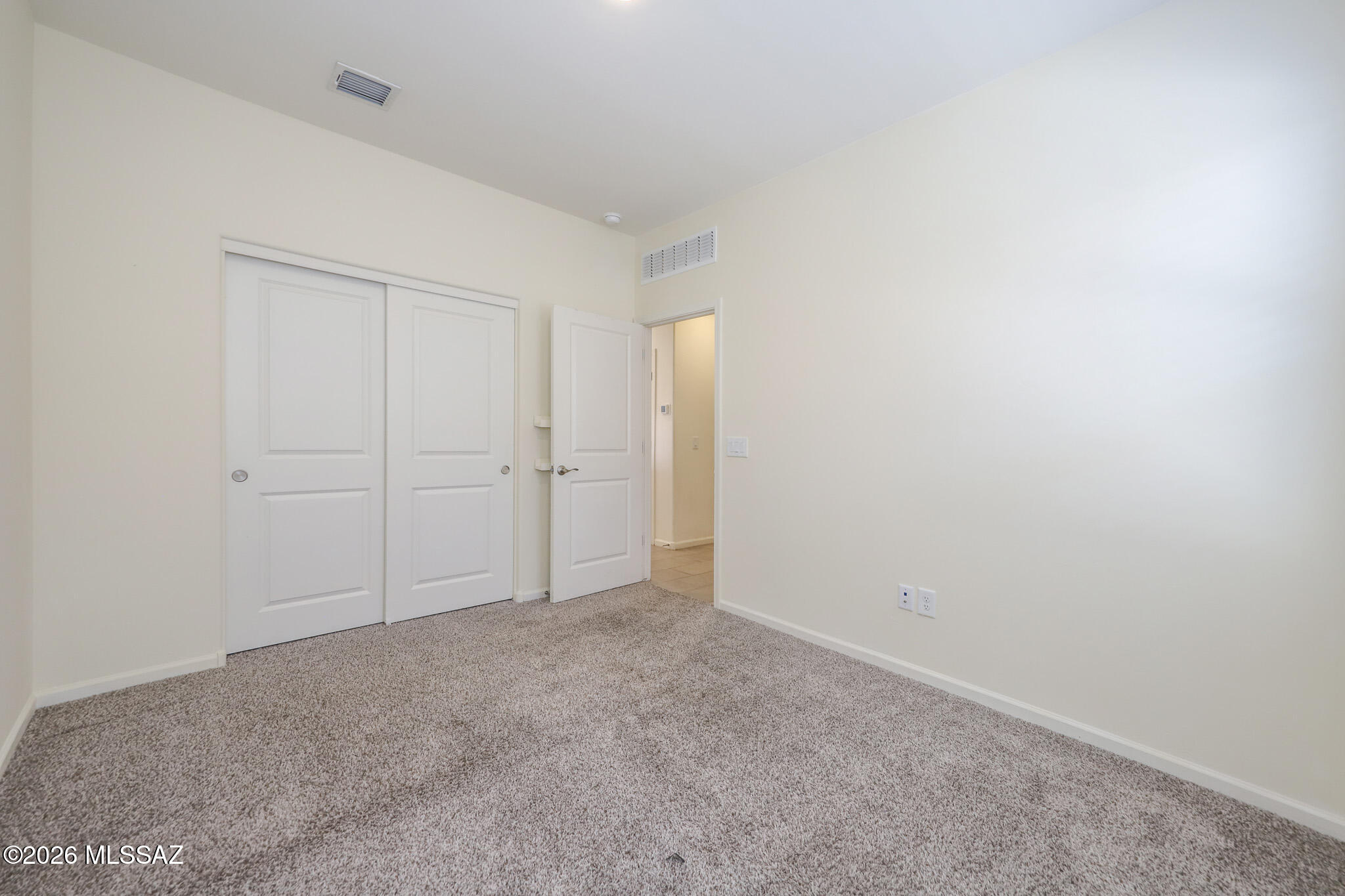 La Estancia De Tucson (1-330) - Residential Lease