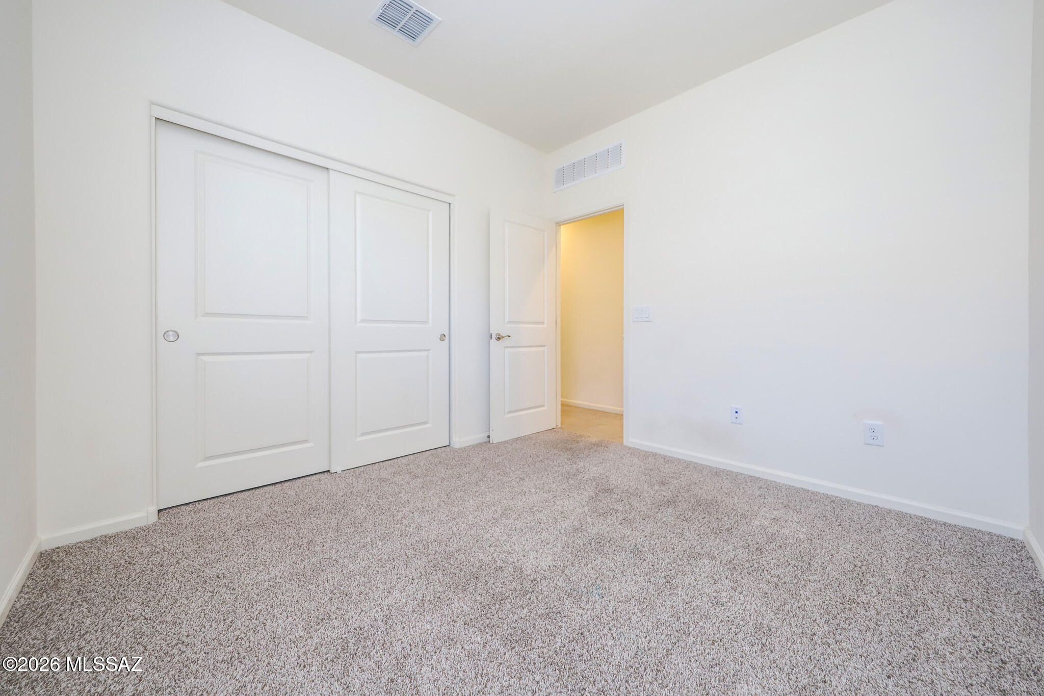 La Estancia De Tucson (1-330) - Residential Lease