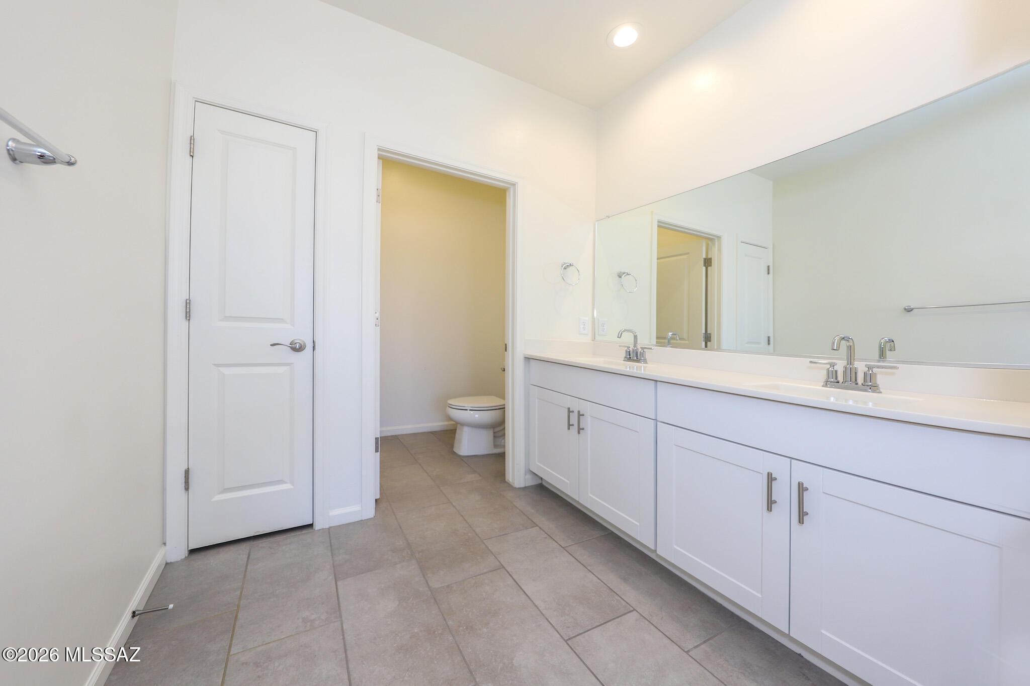 La Estancia De Tucson (1-330) - Residential Lease