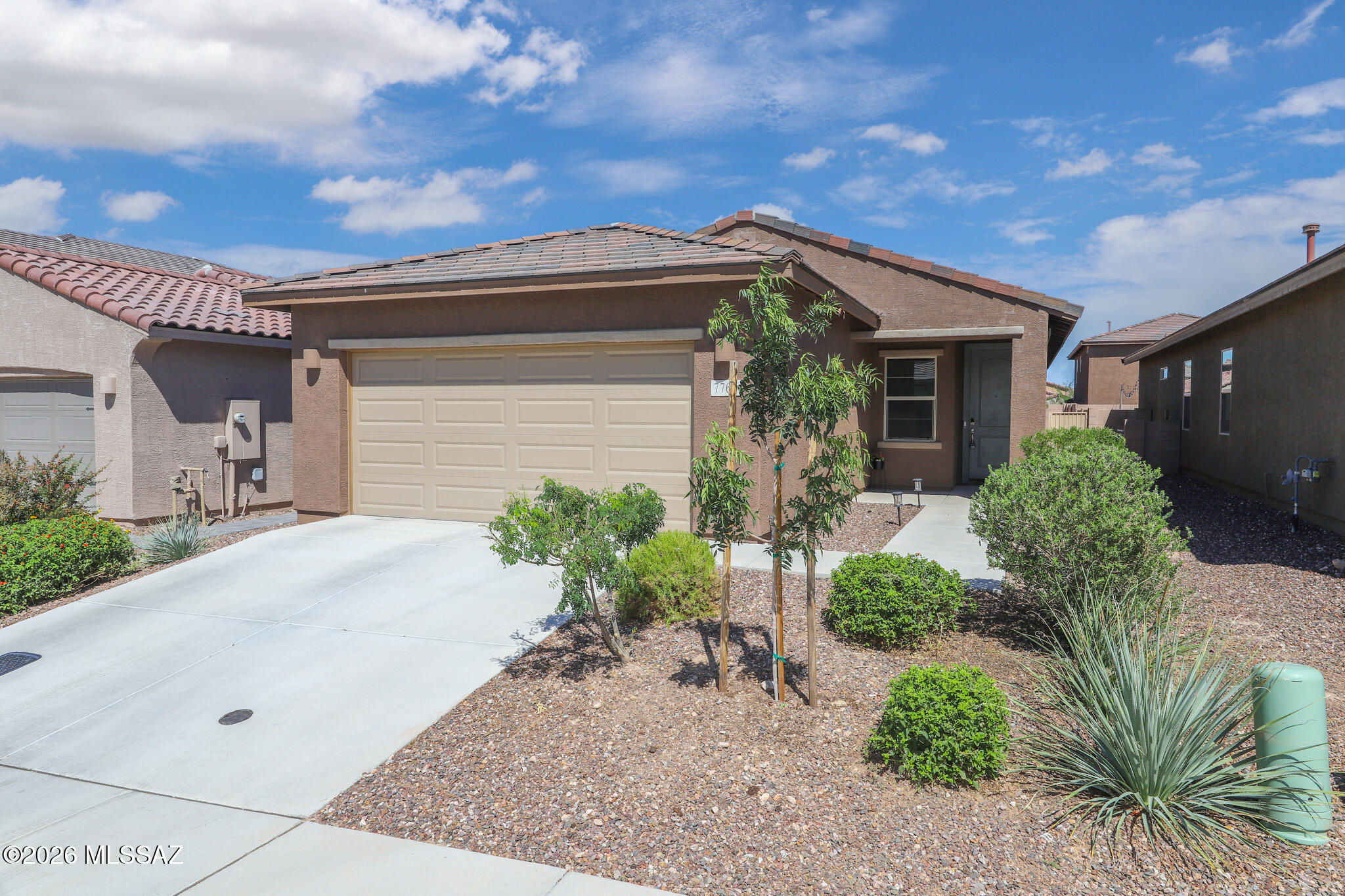 La Estancia De Tucson (1-330) - Residential Lease