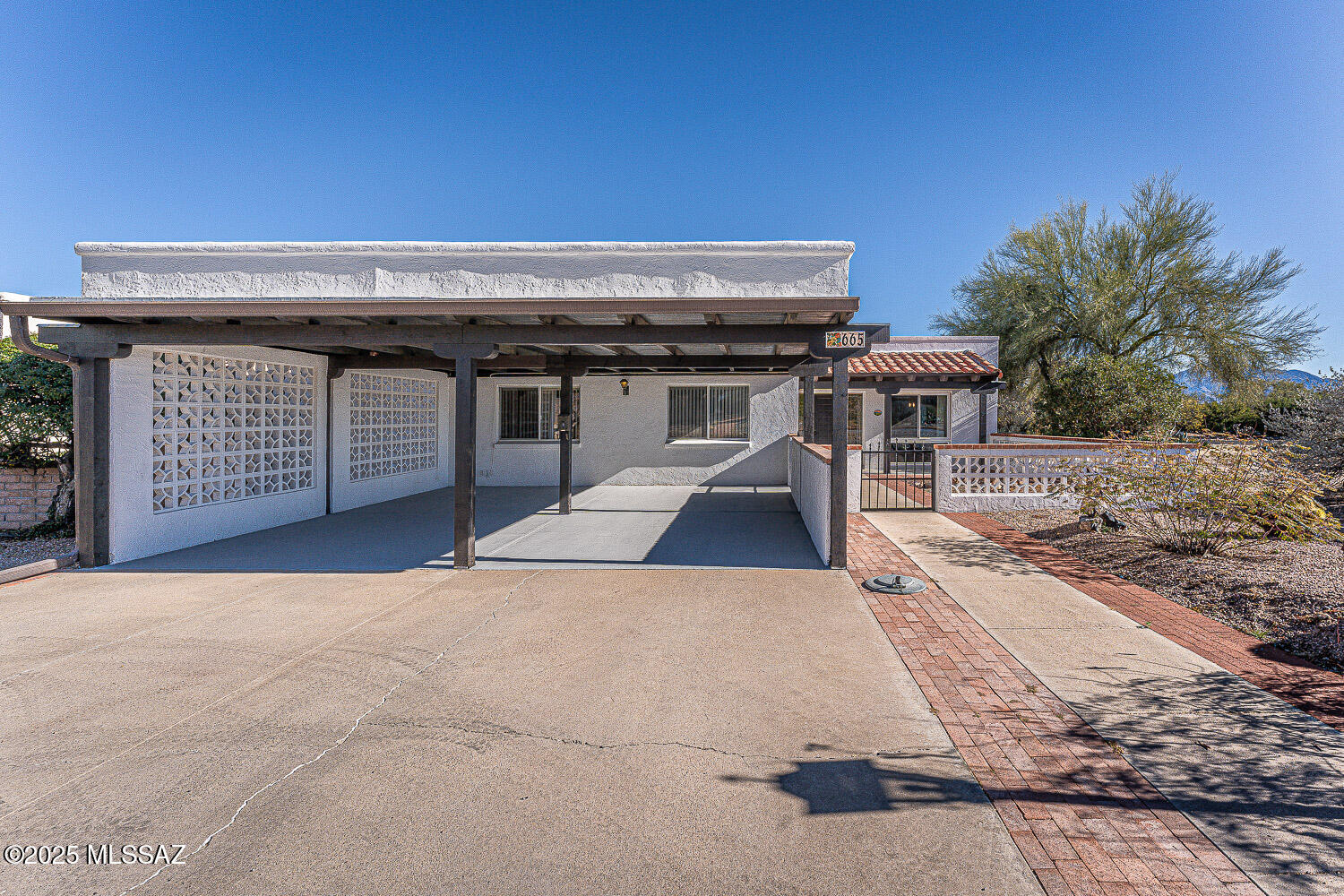 Green Valley Townhouses 4 - Residential
