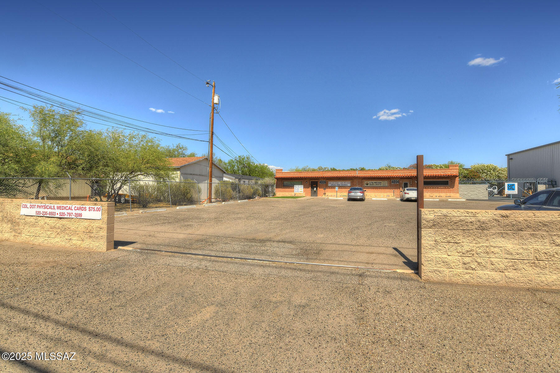 MU zoning allows for a variety of uses. Tenant occupies 900sf, and is MTM. 3000sf storage with roll up door on just under 1/2 acre. 2 min from I-10. 900sf tenant occupied suite has new HVAC system. Roof recoated within the last year. HVAC on storage side is as-is.