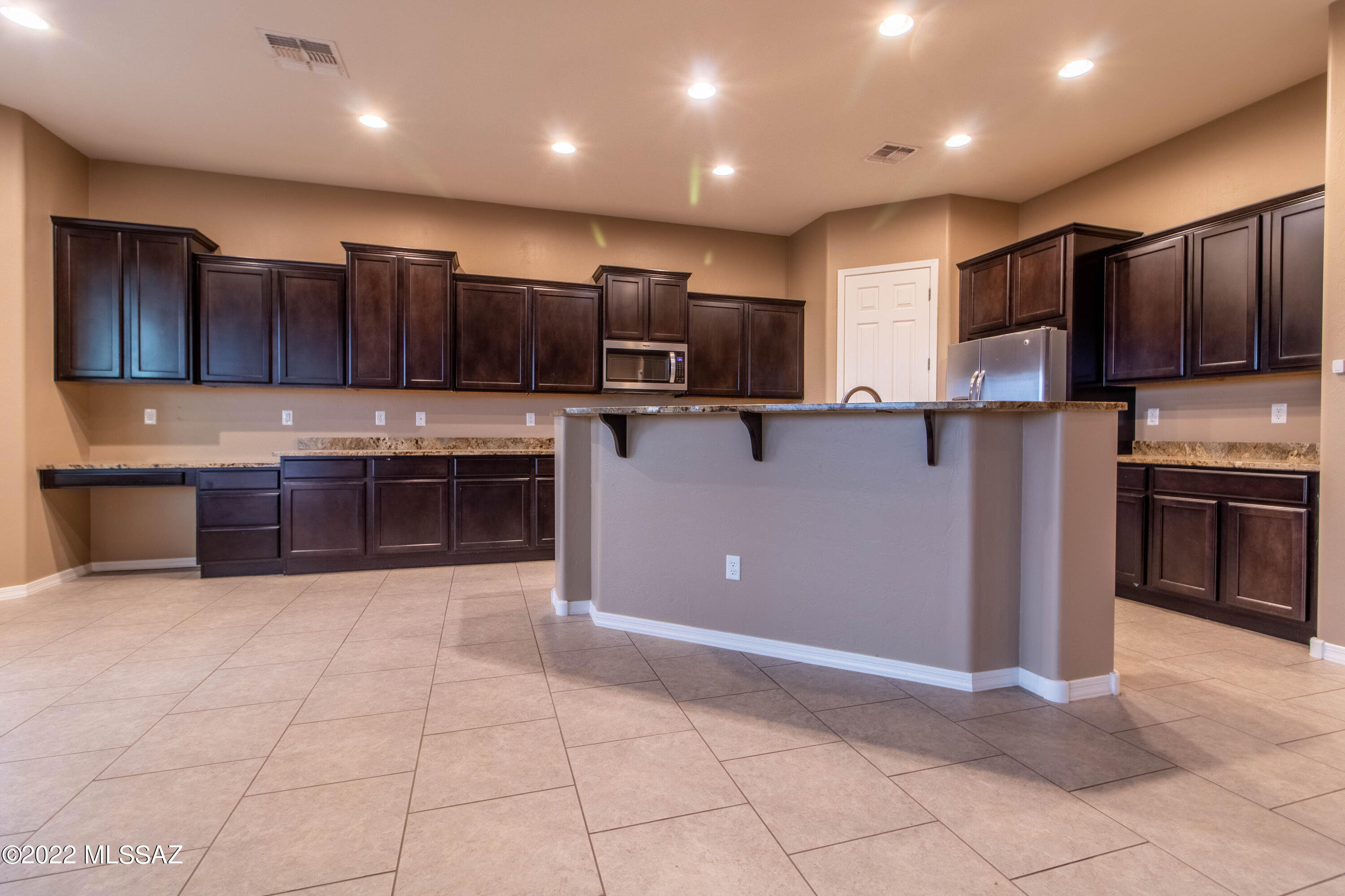 Preserve III at Dove Mtn (306-486,530-534,577-605) - Residential Lease