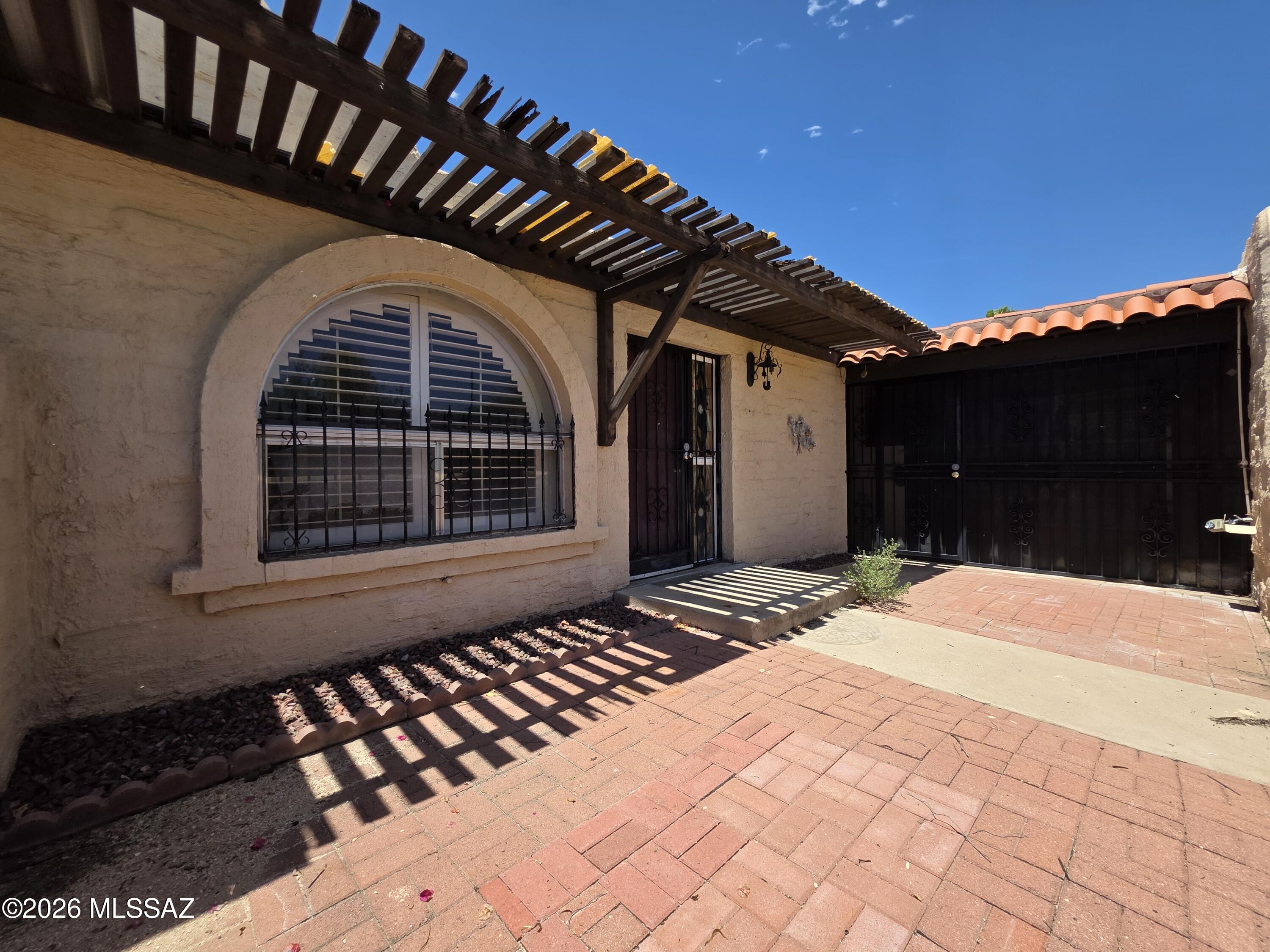 Pueblo Villas - Residential