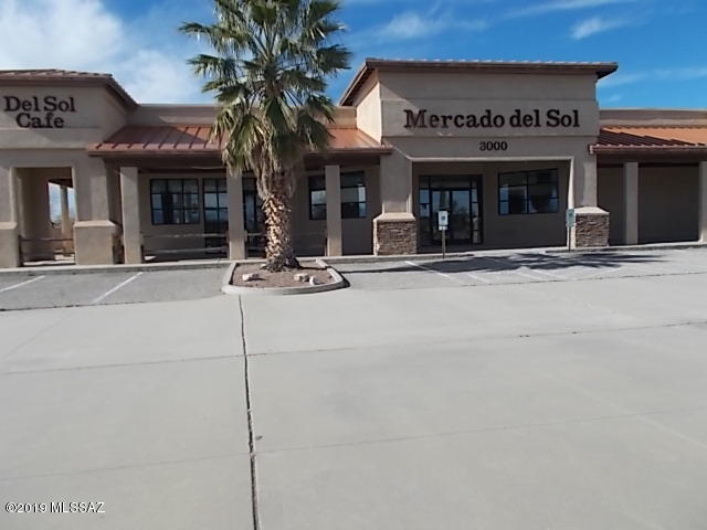 Gas Station, Convenience Store, Restaurant would make a great local market, with breakfast & lunch or use your imagination. SPECIAL $8/SF/Yr FIRST year only, rest of lease negotiable.