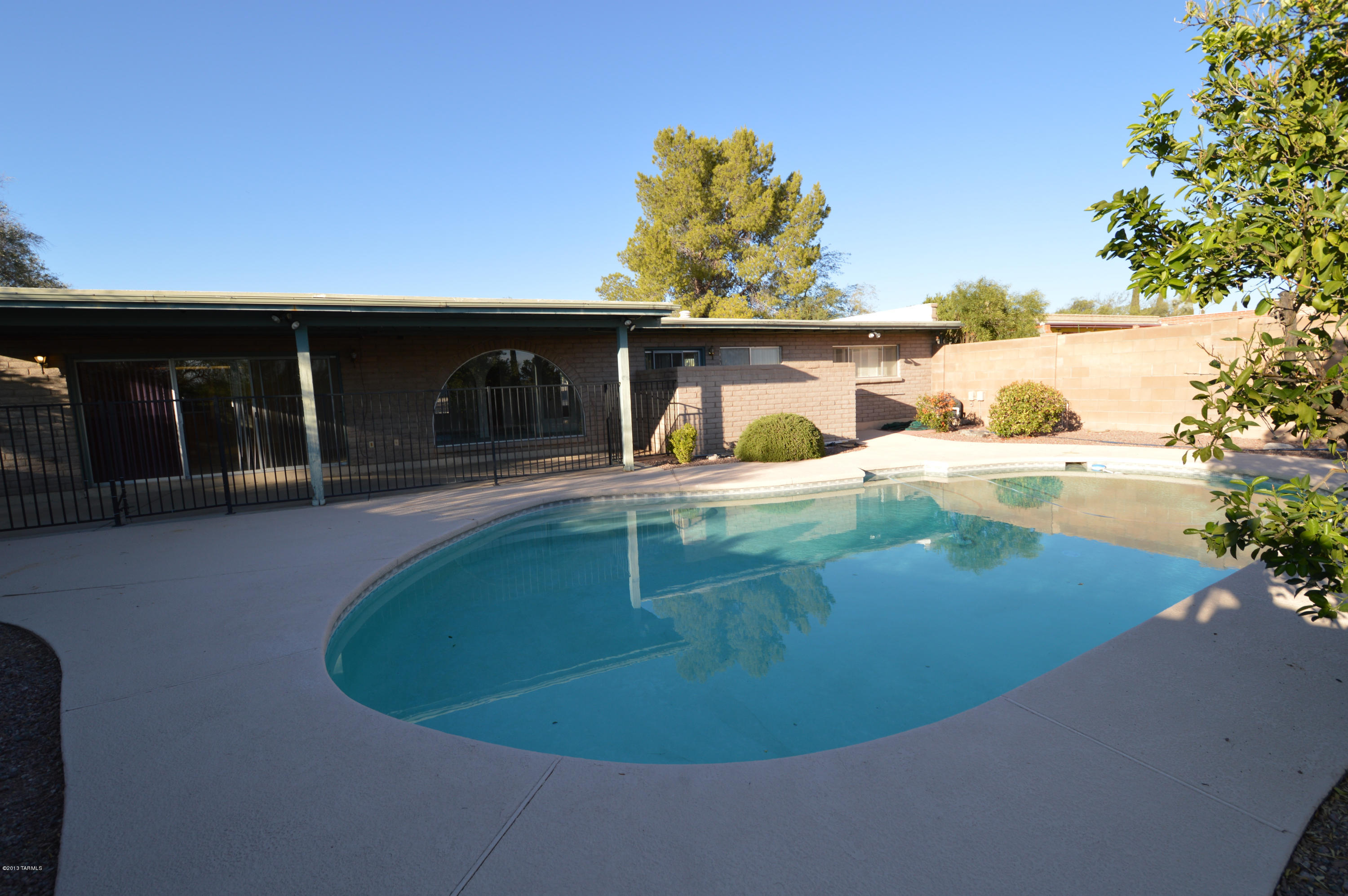 Sabino Vista Knolls (61-135) - Residential Lease