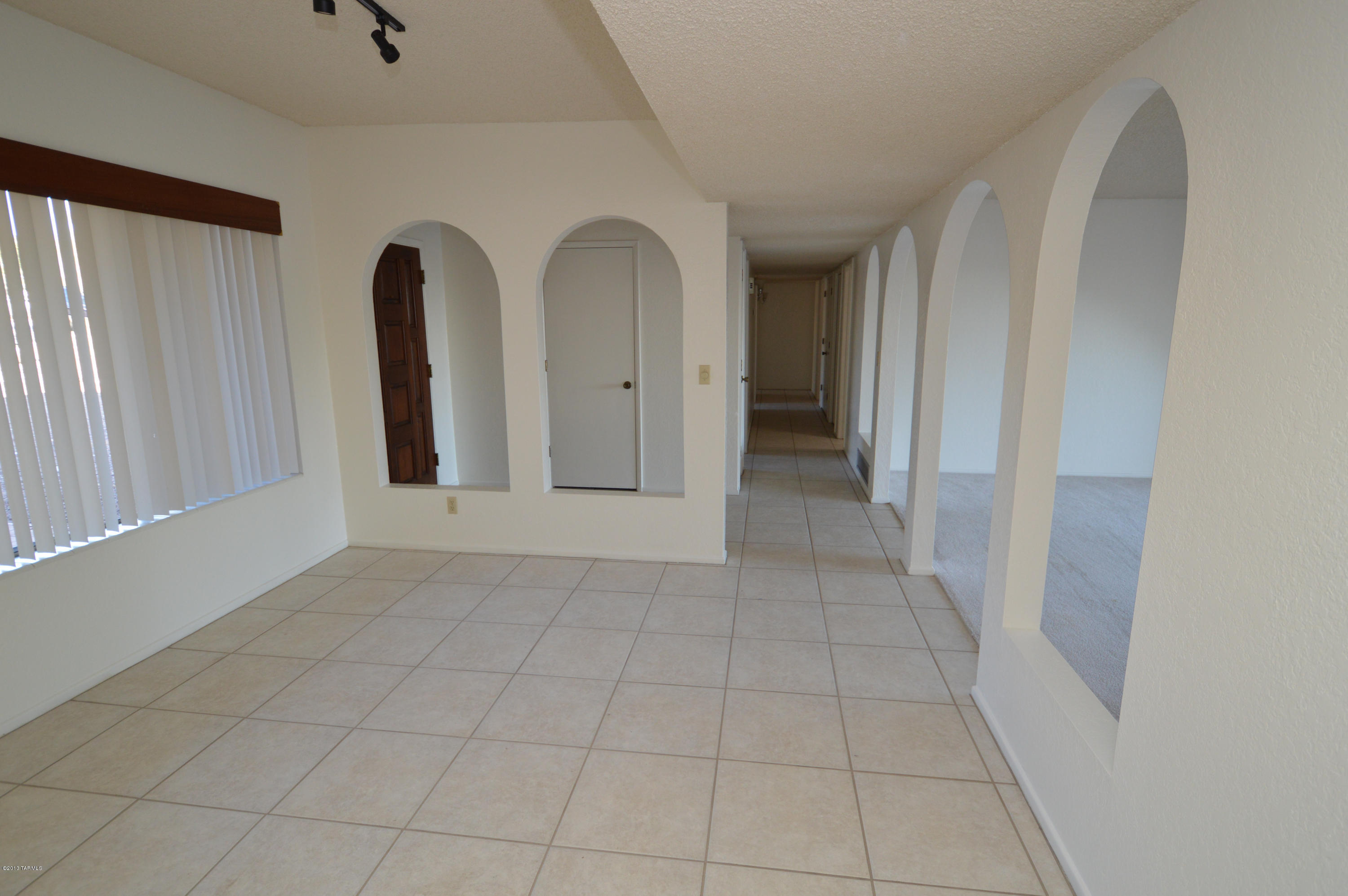 Sabino Vista Knolls (61-135) - Residential Lease