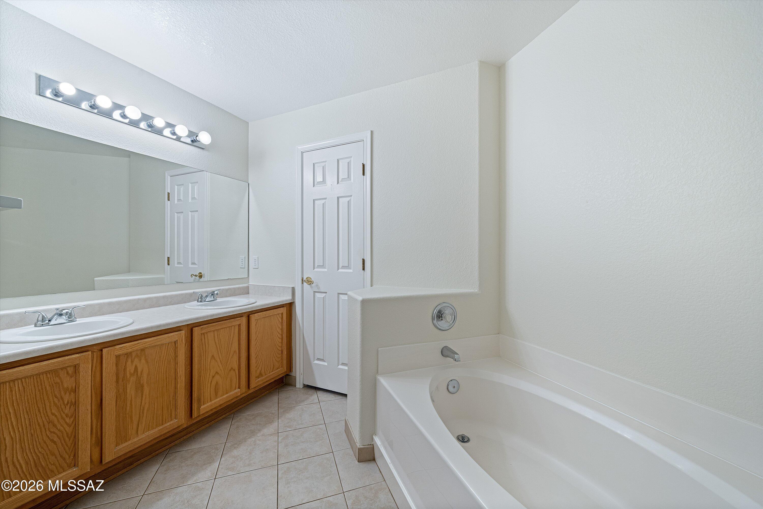 Shadow Creek (1-39) - Residential