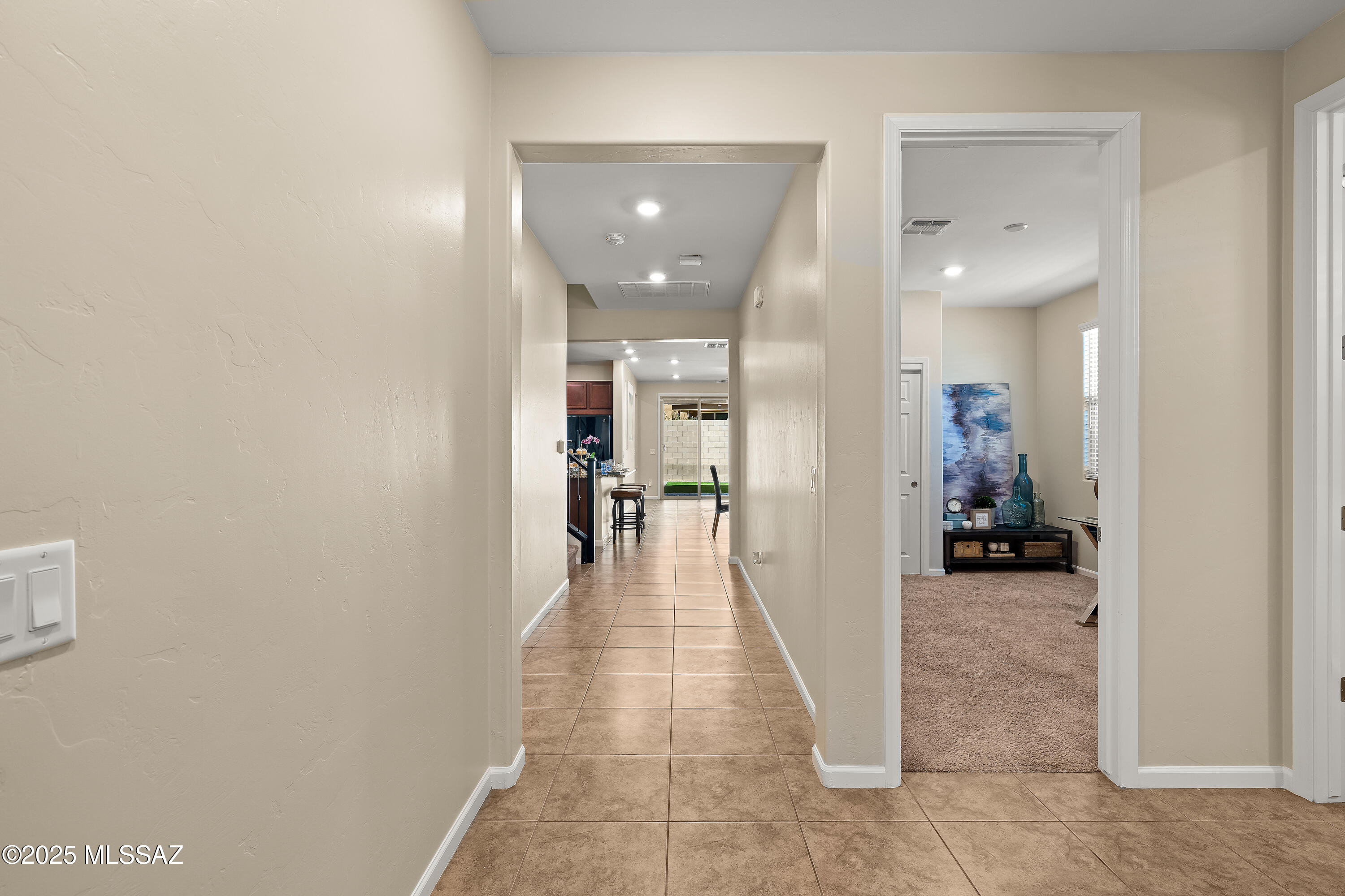 Entrada Del Rio - Residential