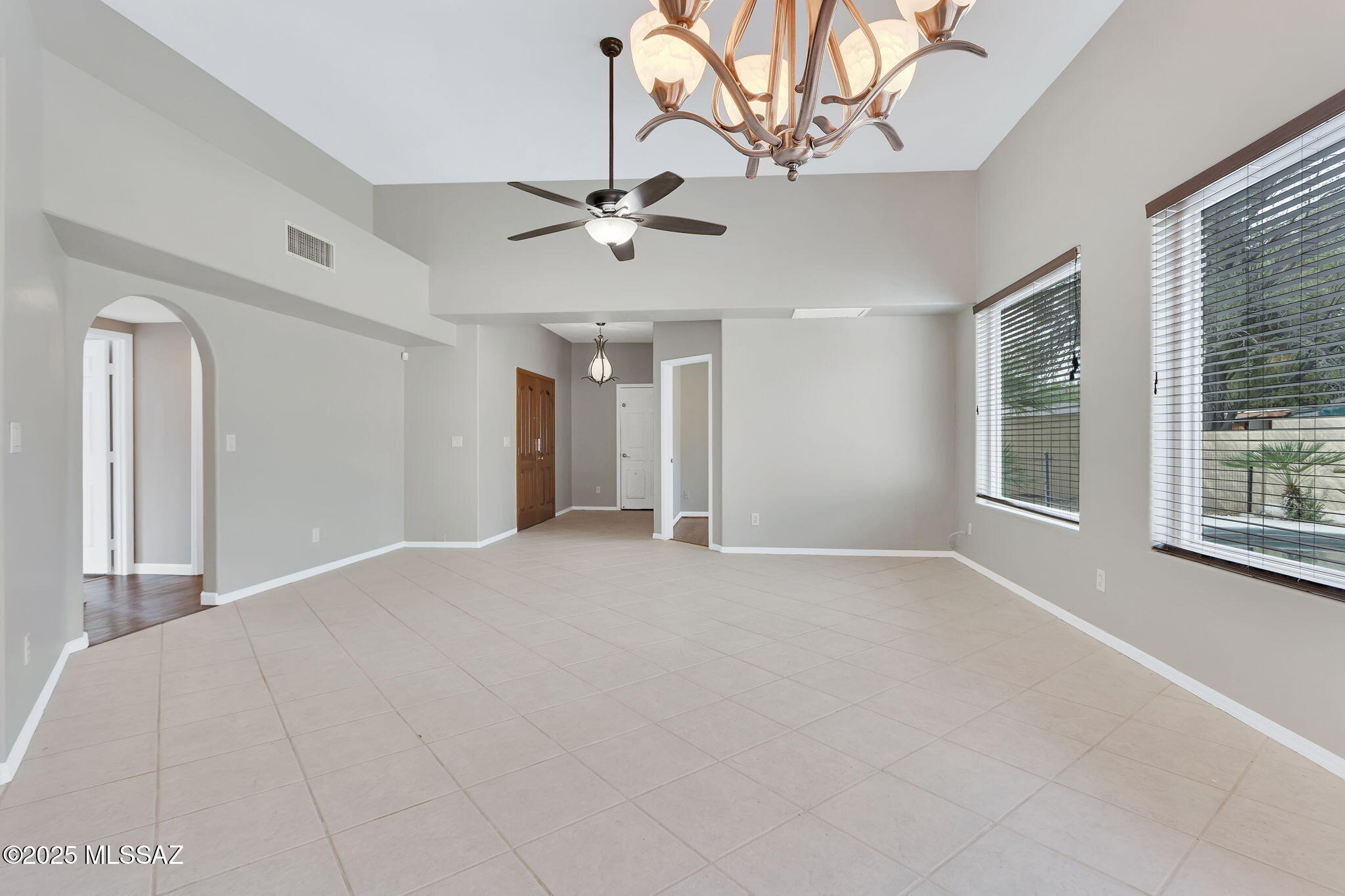 Saddleback Place (1-7) - Residential
