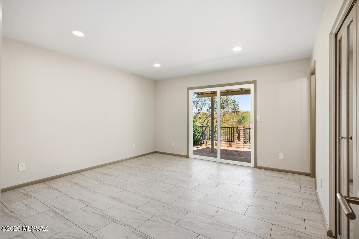 La Canada Foothills (1-75) - Residential