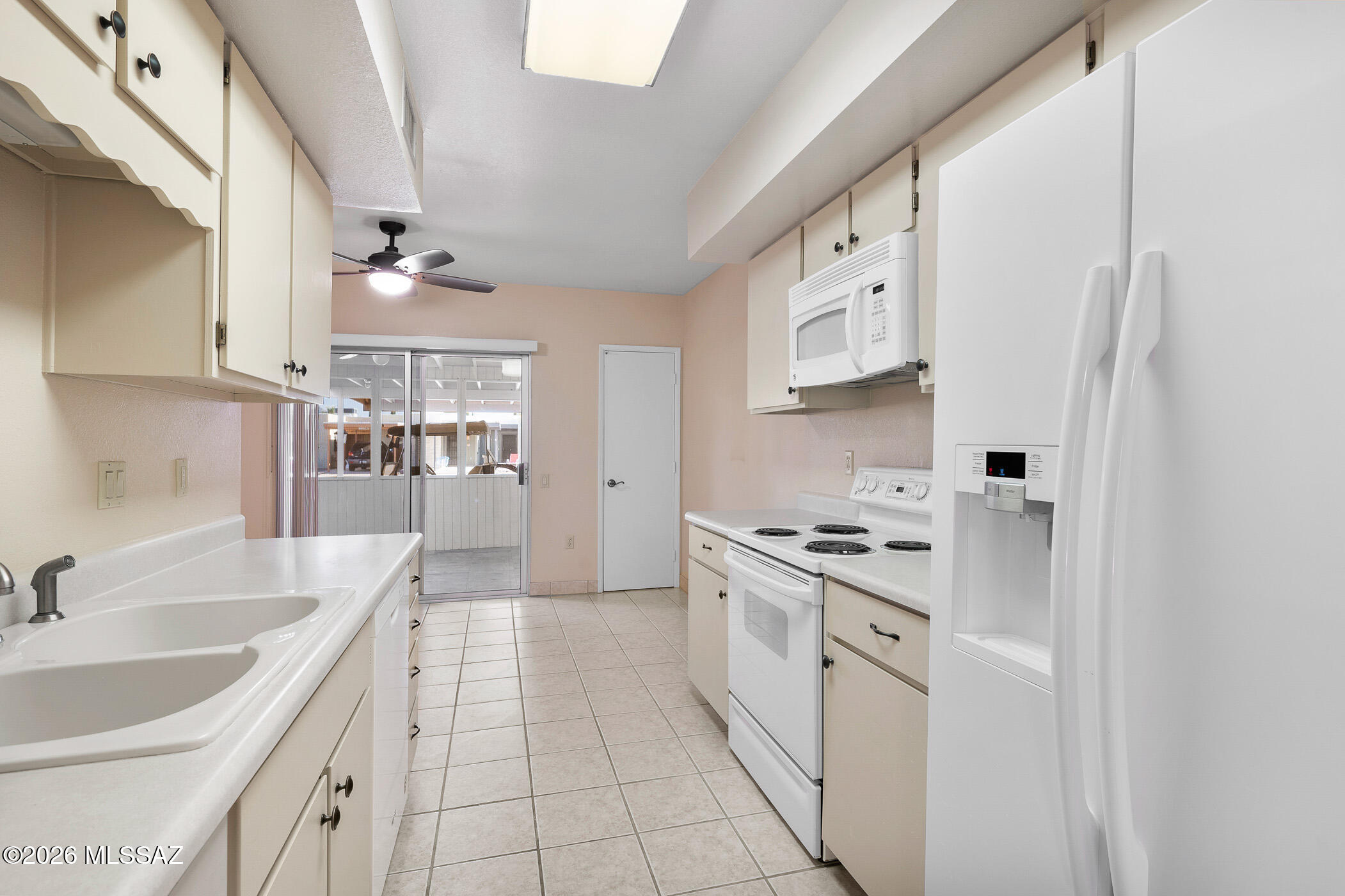 Green Valley Desert Meadows Townhouses (82-197) - Residential