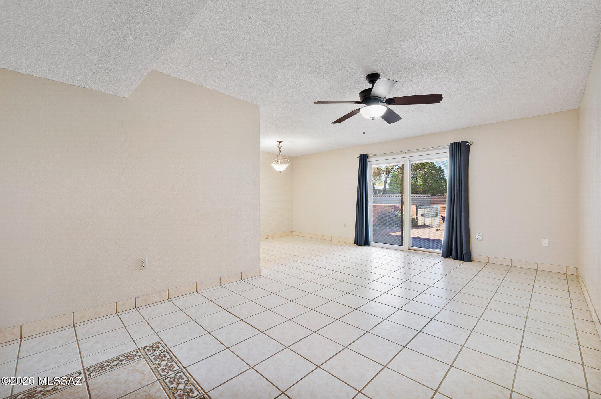 Green Valley Desert Meadows Townhouses (82-197) - Residential