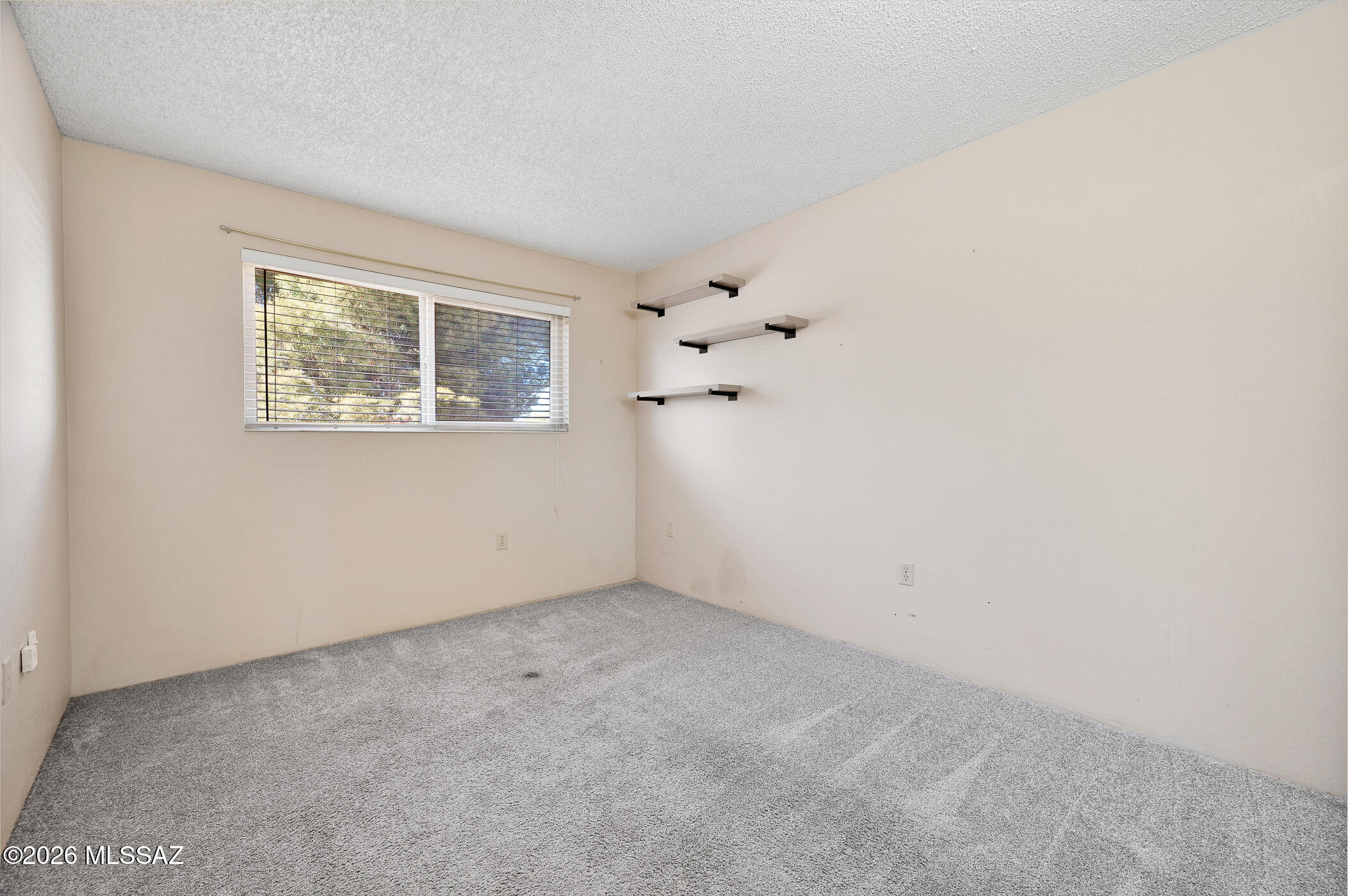 Green Valley Desert Meadows Townhouses (82-197) - Residential
