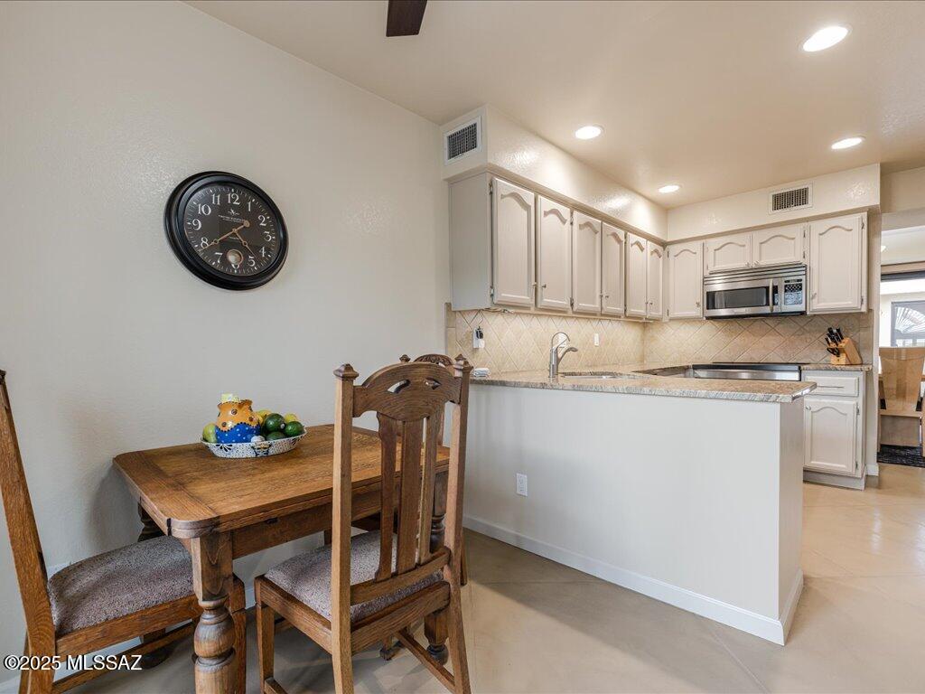 Villages At Rancho Del Rio 1 - Residential