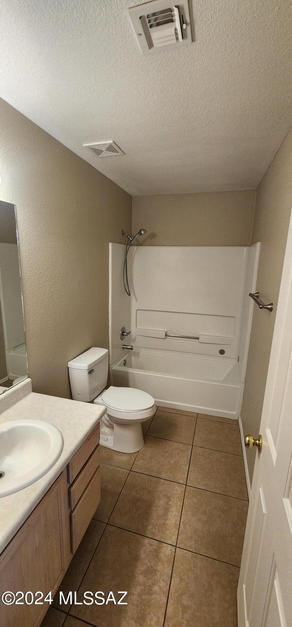 Oakview at Midvale Park (75-242) - Residential Lease