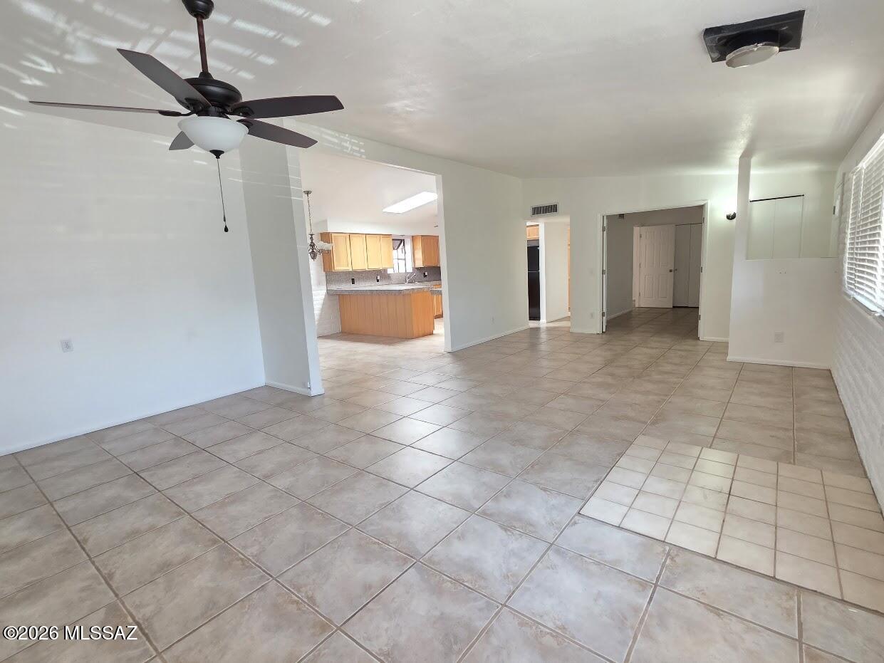 Casas Adobes Park (416-540) - Residential Lease