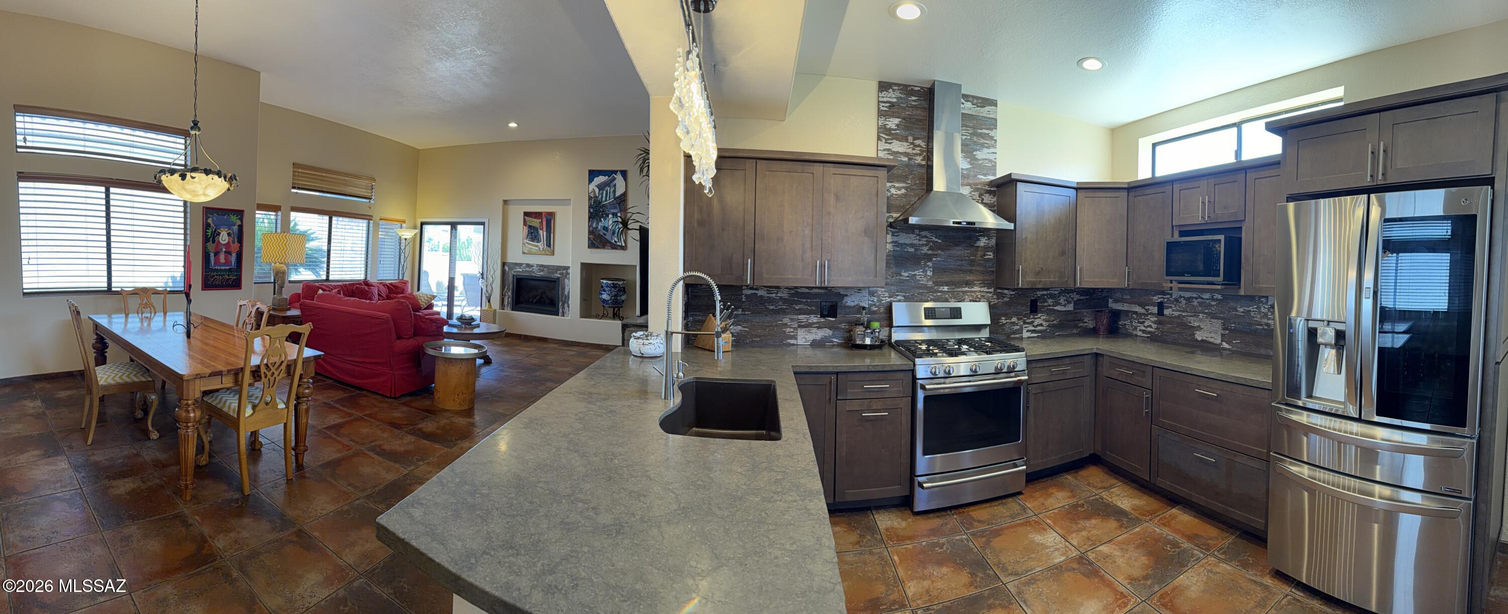 Extraordinary Catalina Mountain and Thimble Peak views are the hall mark of this beautifully remodeled Fairfield patio home. The bright split floor plan is filled with natural light and features high ceilings, a remodeled kitchen and baths, updated flooring, newer appliances, and quality finishes throughout. Relax on the covered patio while taking in ever changing mountain vistas, dramatic monsoon storms rolling across the valley, and brilliant desert sunrises. Less than two miles from Sabino Canyon, with community tennis and pickleball courts, plus nearby restaurants, shopping fitness, and everyday conveniences, this home offers and exceptional blend of natural beauty,, comfort and location. Fairfield is more than a neighborhood it's a community. Fairfield is more than a neighborhood, it's a community. Residents enjoy neighborhood socials throughout the year along with opportunities to connect through pickleball, book clubs, birding, and other community activities. The HOA is professionally managed with a strong commitment to maintaining the neighborhood while responsibly planning for future capital improvements, helping avoid unexpected special assessments.

Just moments away, the Sunrise Drive and Kolb Road neighborhood center offers exceptional convenience with a grocery store, sports bar, Thai, Japanese, Mexican, and Italian restaurants, banks, a dentist, bike shop, art gallery, Pilates studio, gym, UPS Store, salon and spa, and numerous everyday services.

Within five miles you'll find four additional grocery stores, multiple shopping centers, hardware stores, dozens of restaurants, Tucson Medical Center, and an extensive array of retail, dining, and professional services. Ventana Canyon Resort and its renowned golf courses are just minutes away, along with nearby trailheads providing additional access to the spectacular Catalina Mountains.