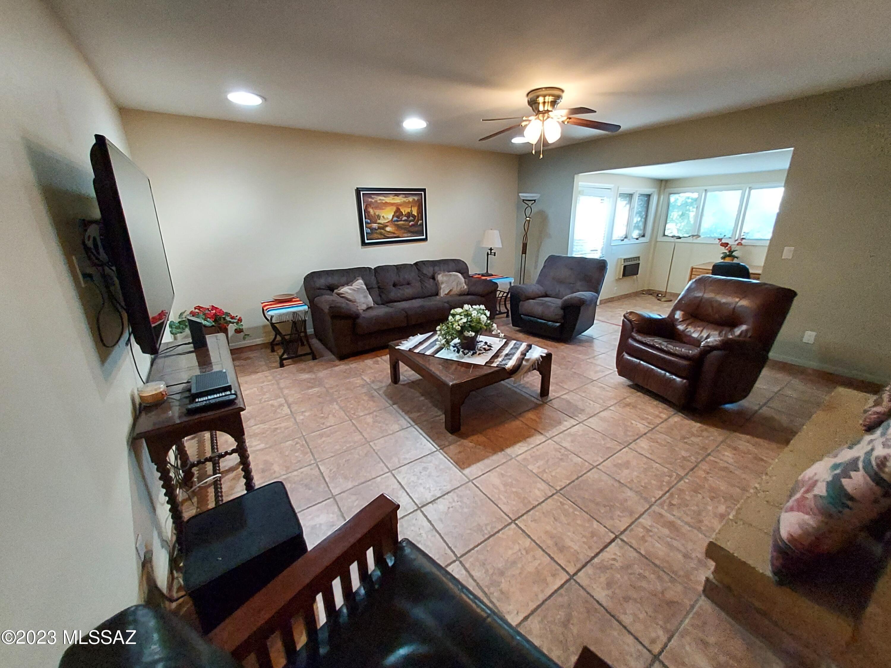 Catalina Del Rey (1-179) - Residential Lease