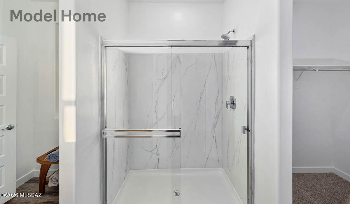 Entranda Del Toro - Residential