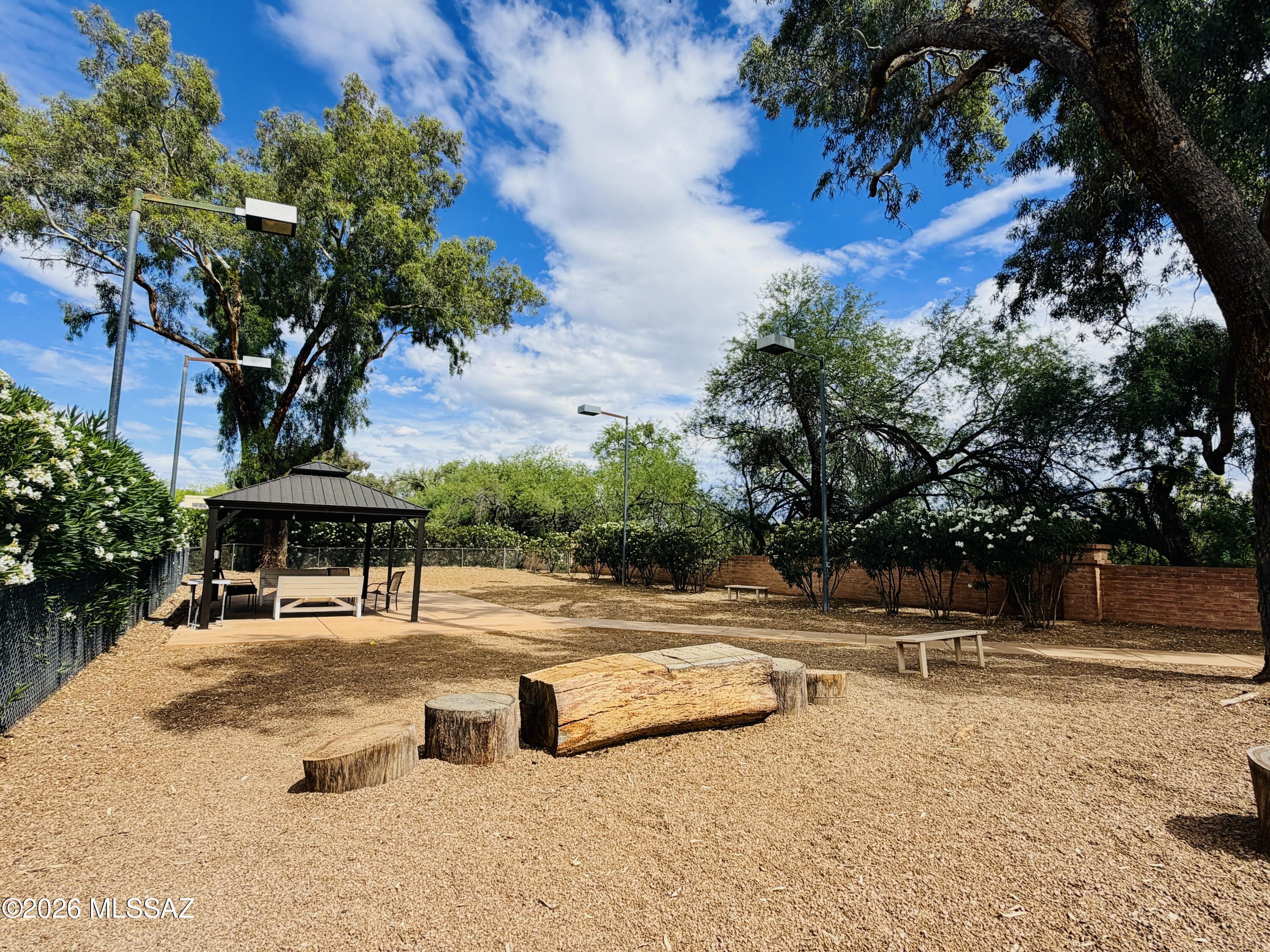 Riverbend - Sabino Canyon Road  (1-97) - Residential Lease