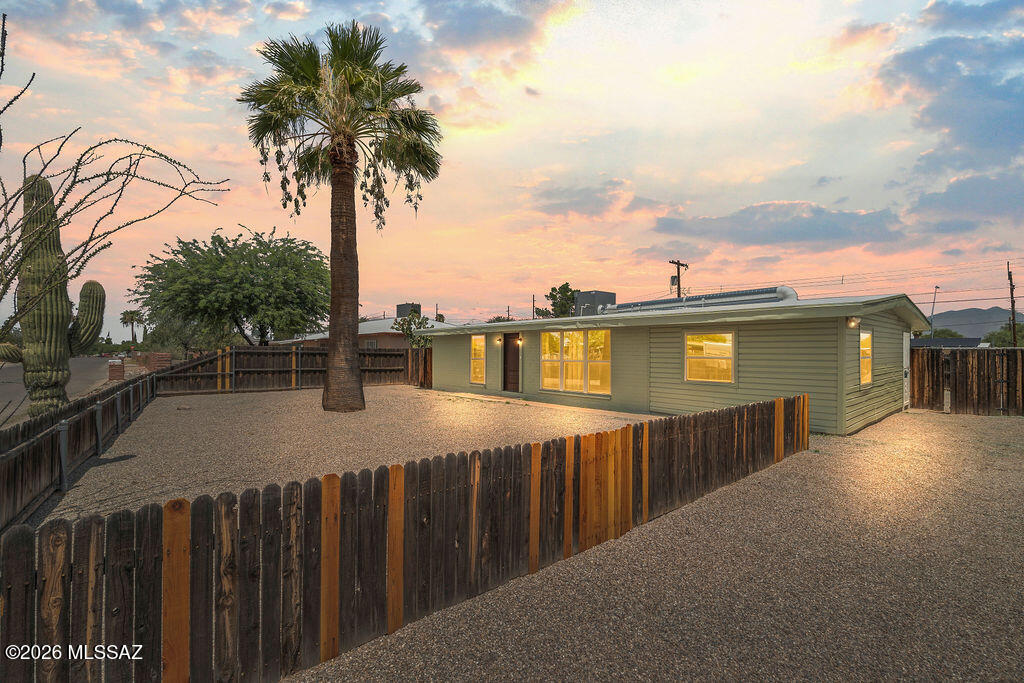 Completely updated 3-bedroom, 1-bath home on a large lot in the heart of central Tucson! This move-in ready property features stylish modern finishes throughout while maintaining its classic charm. Major upgrades include a BRAND-NEW ROOF and NEW A/C, providing peace of mind for years to come. The spacious lot offers endless possibilities for outdoor living, entertaining, gardening, or future expansion. Conveniently located near shopping, dining, parks, schools, and easy access to all that Tucson has to offer, this beautifully renovated home is one you won't want to miss!